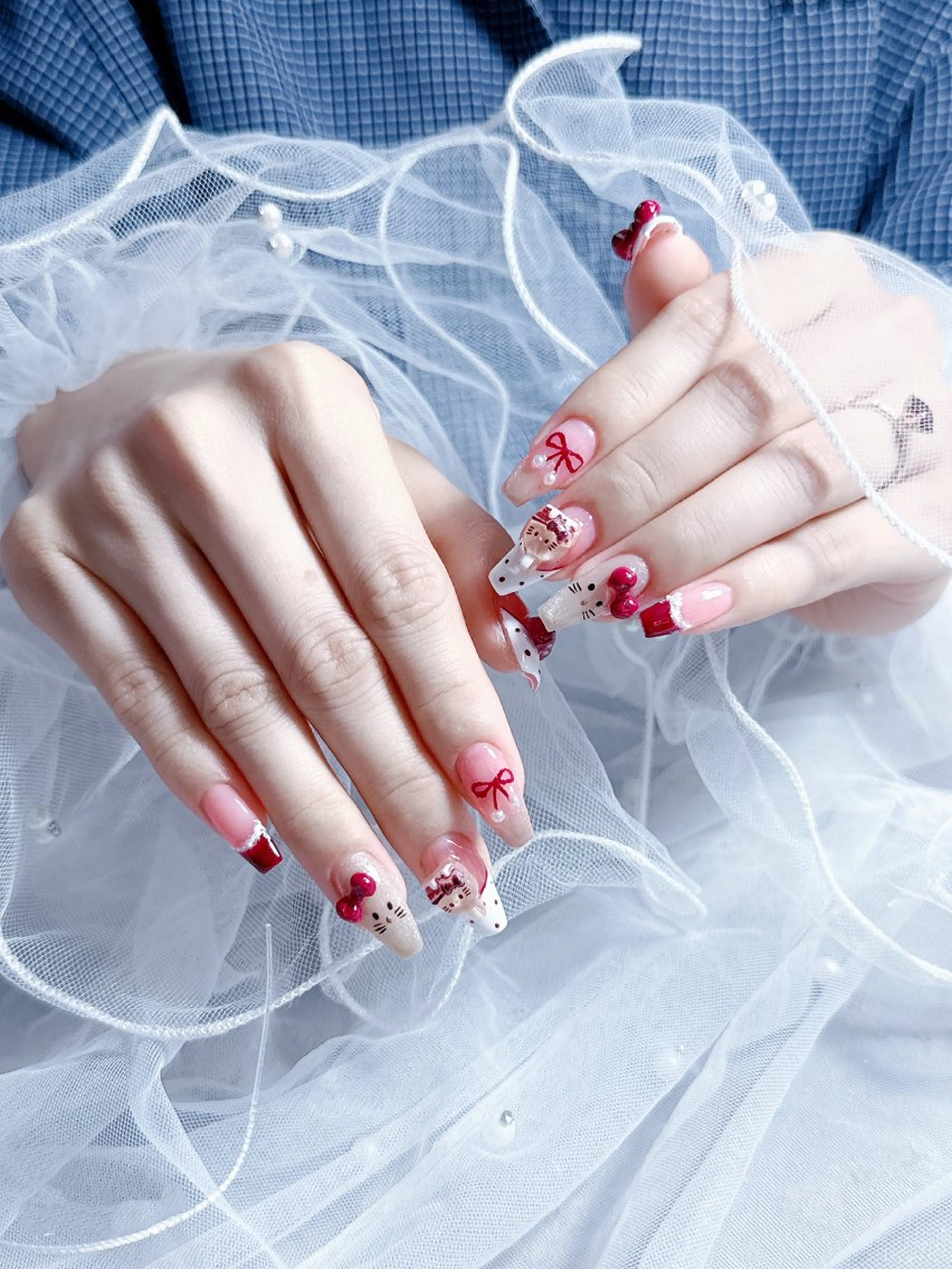 ネイル ジェルネイル グラデーション キラキラネイル ミラーネイル ニュアンスネイル ハンドネイル Kitty Nailのネイルデザイン