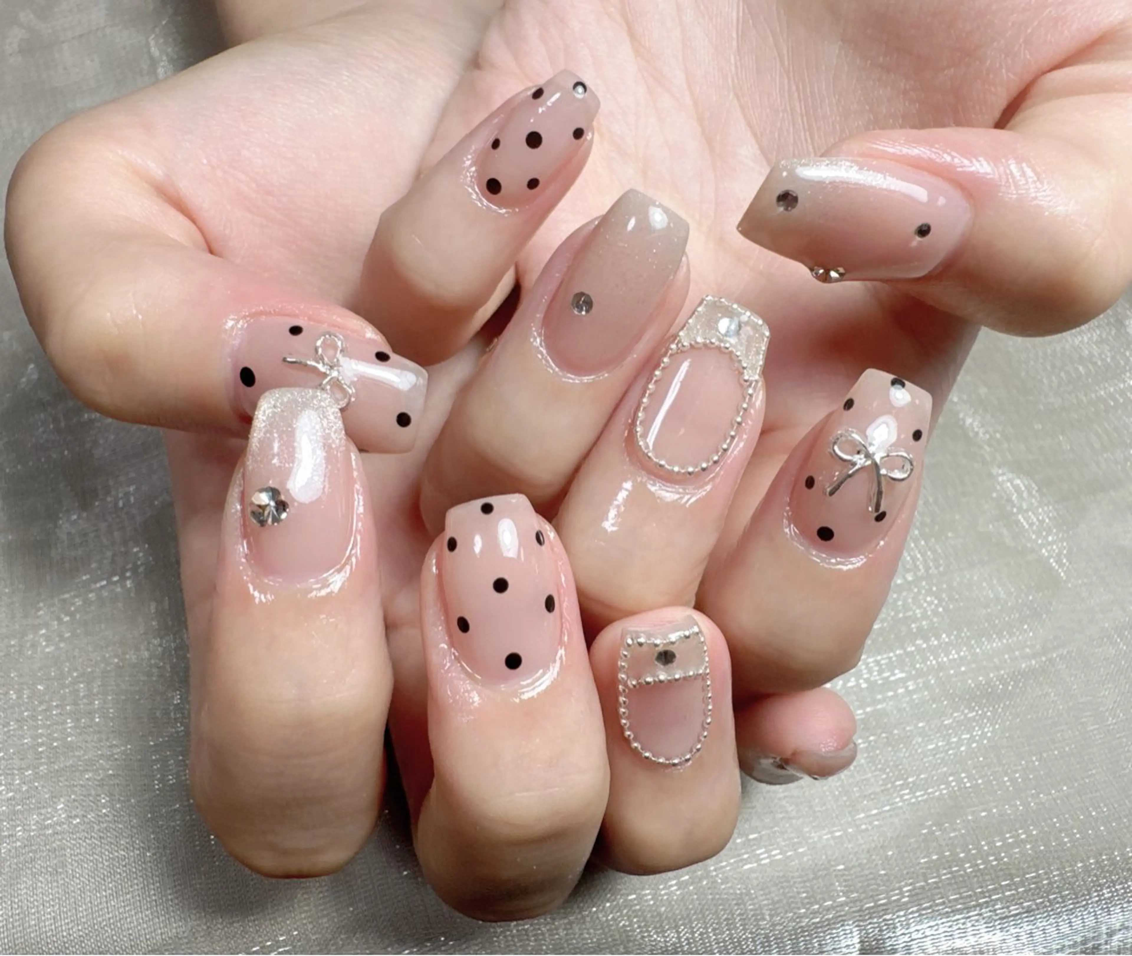 ネイル L.Nail所属・L.nail 【エル.ネイル】のネイルデザイン