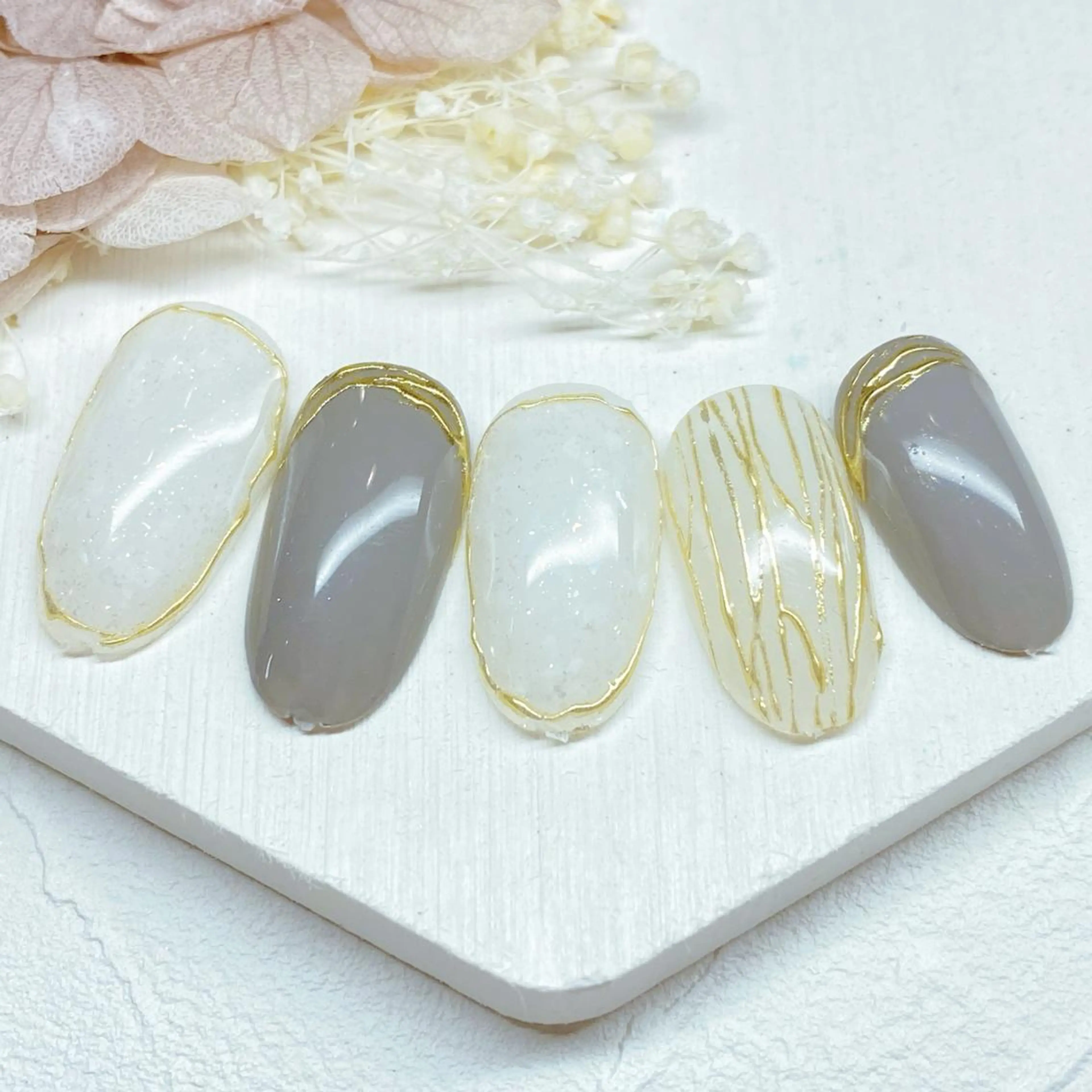 ネイル ジェルネイル ソフトジェル zina 千葉2nd NONのネイルデザイン