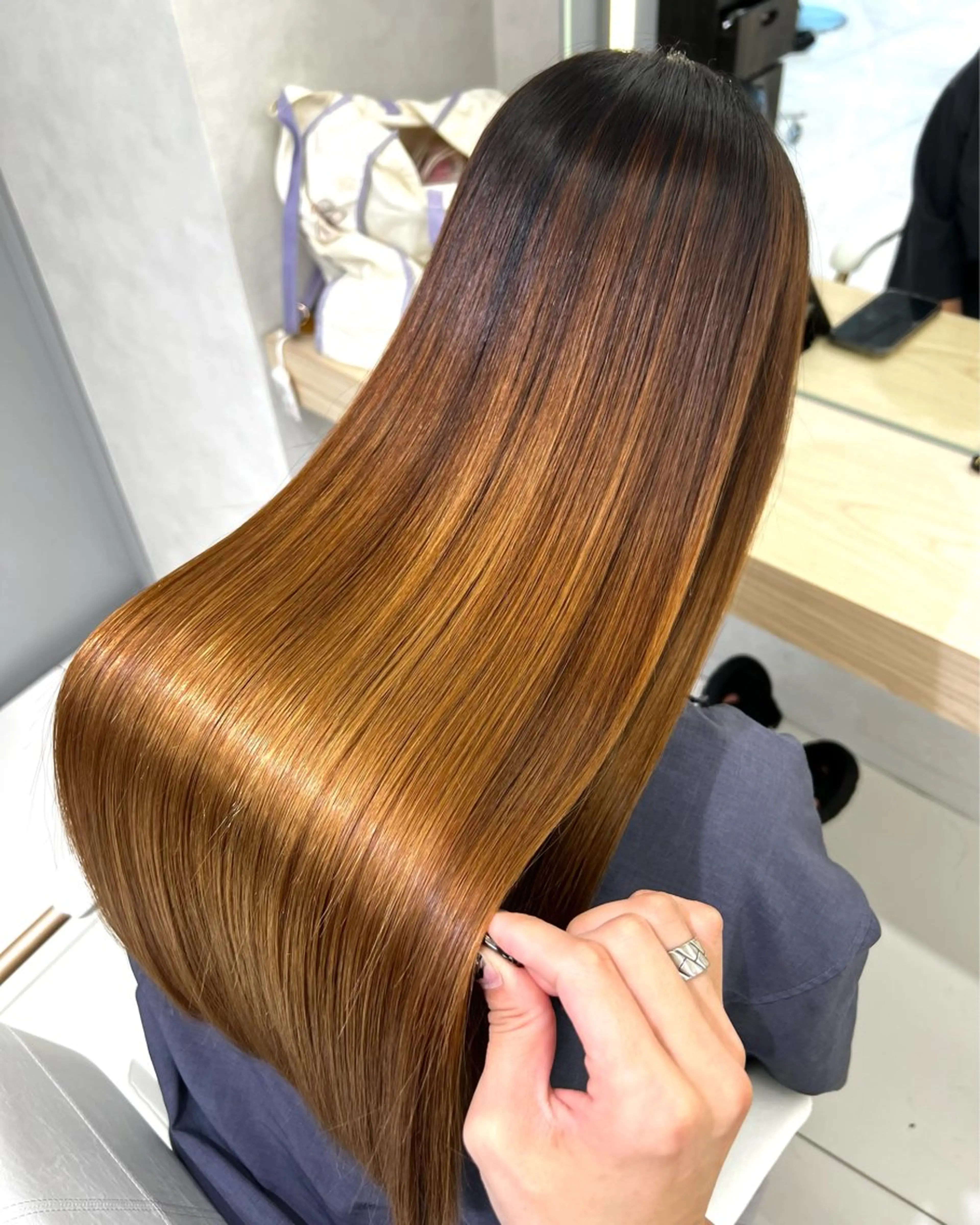 ロング 縮毛矯正 レイヤー×韓国 🇰🇷鈴木啓太のヘアスタイル