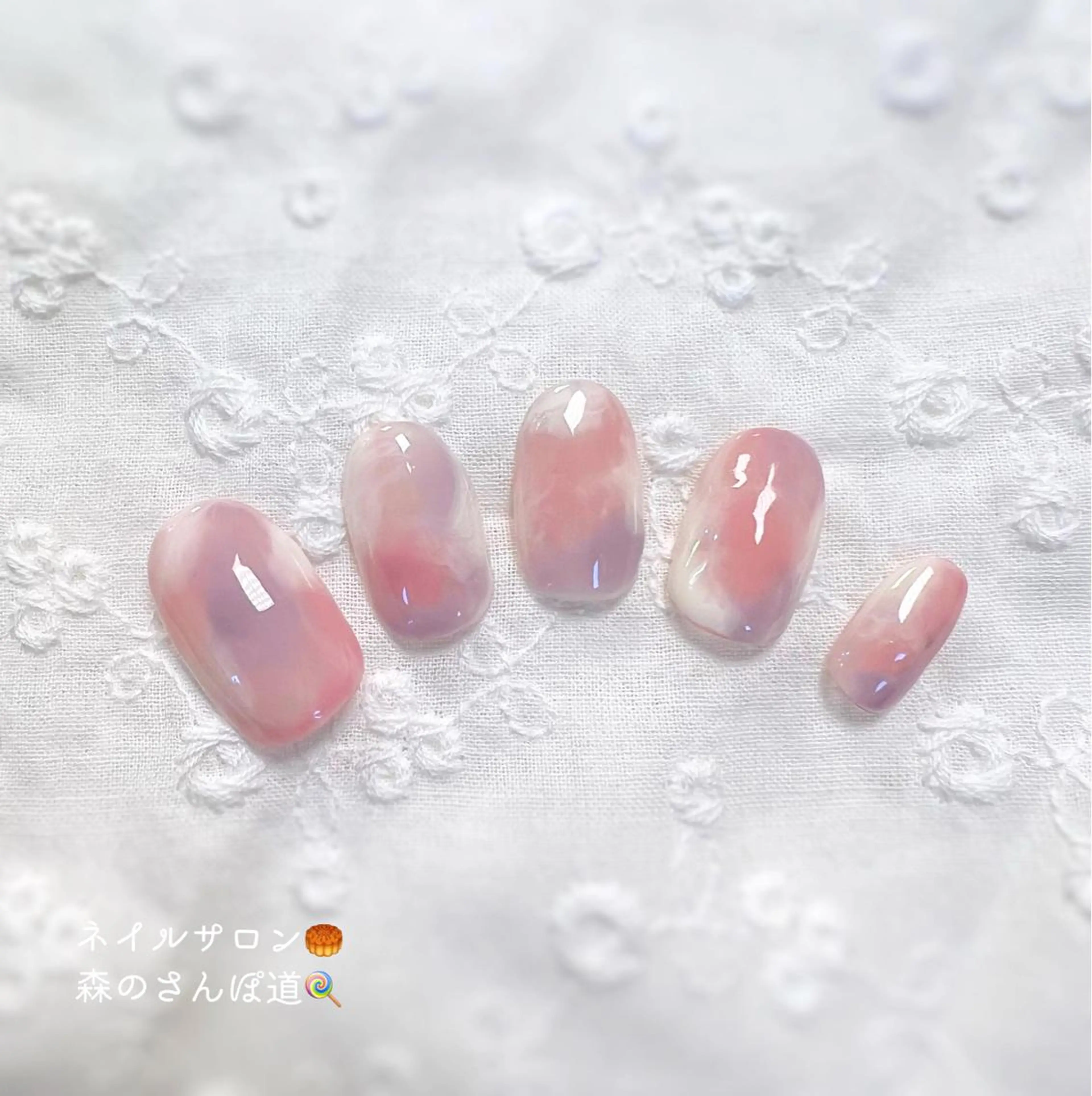 ネイル 森のさんぽ道所属・ショートネイル 森のさんぽ道のネイルデザイン