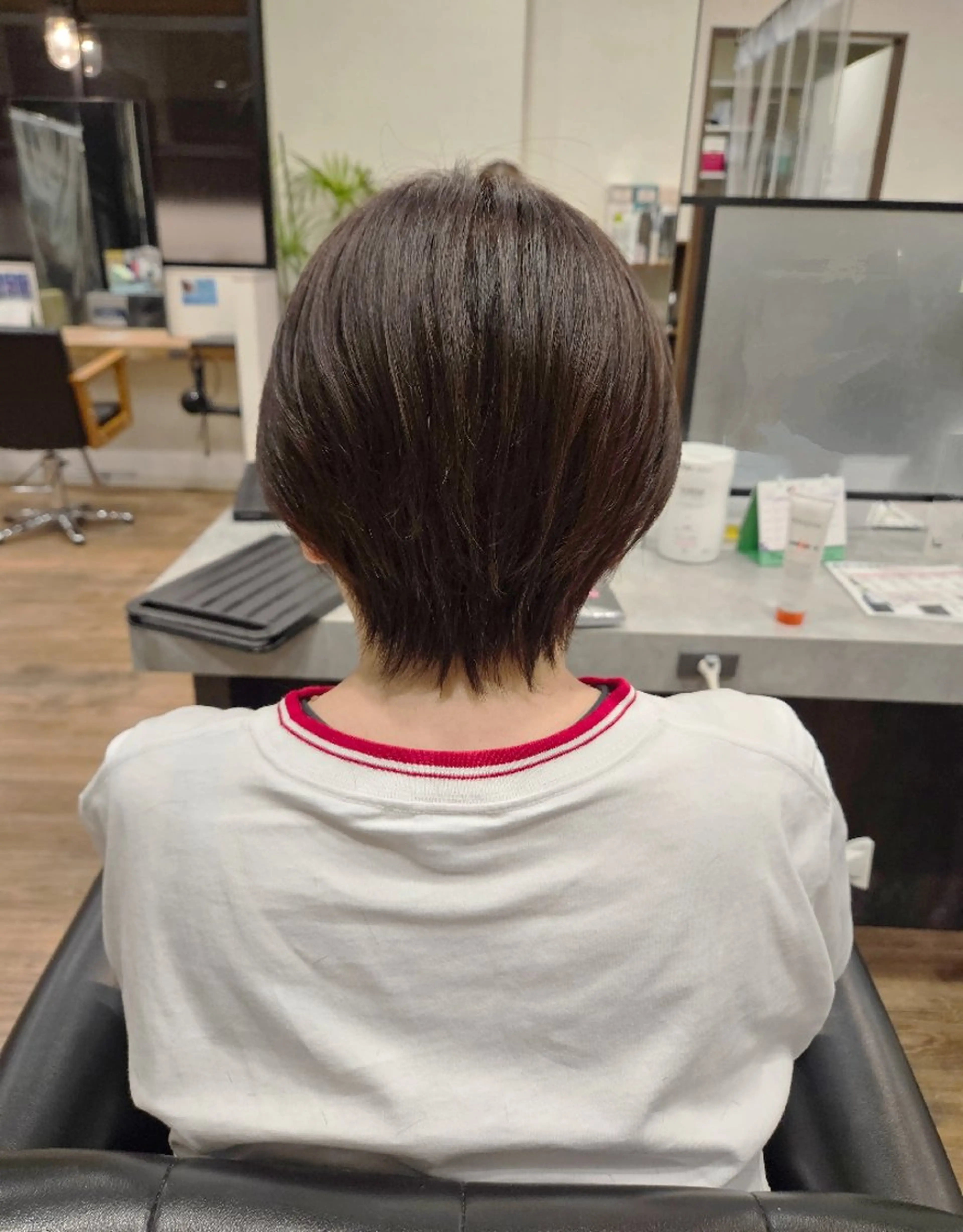 ショート カラー カット ヘアカラー トリートメント 関口 友菜のヘアスタイル