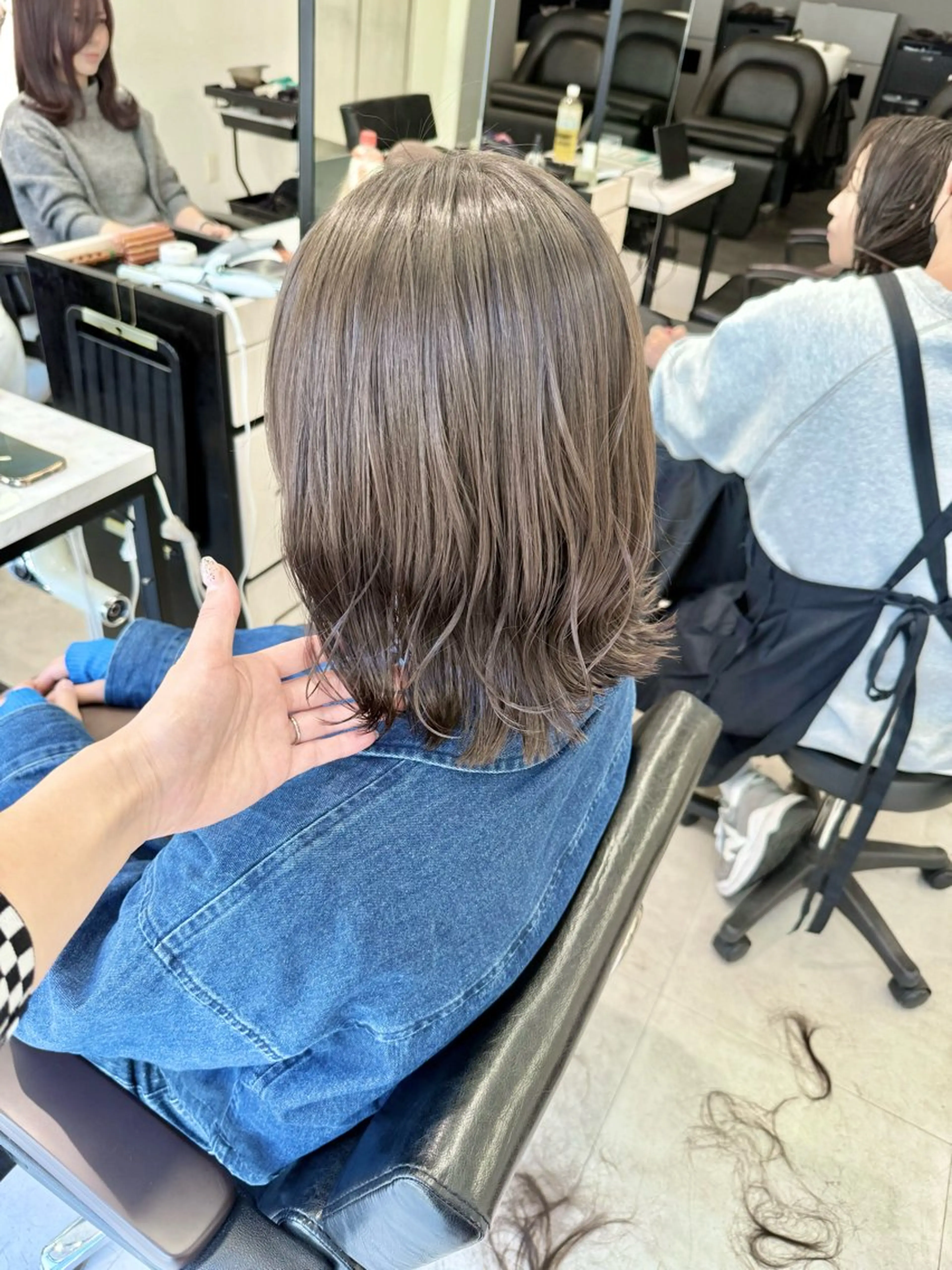 カット＋白髪ぼかしハイライト(ブリーチ込み)🤍🩶※写真撮影有の写真