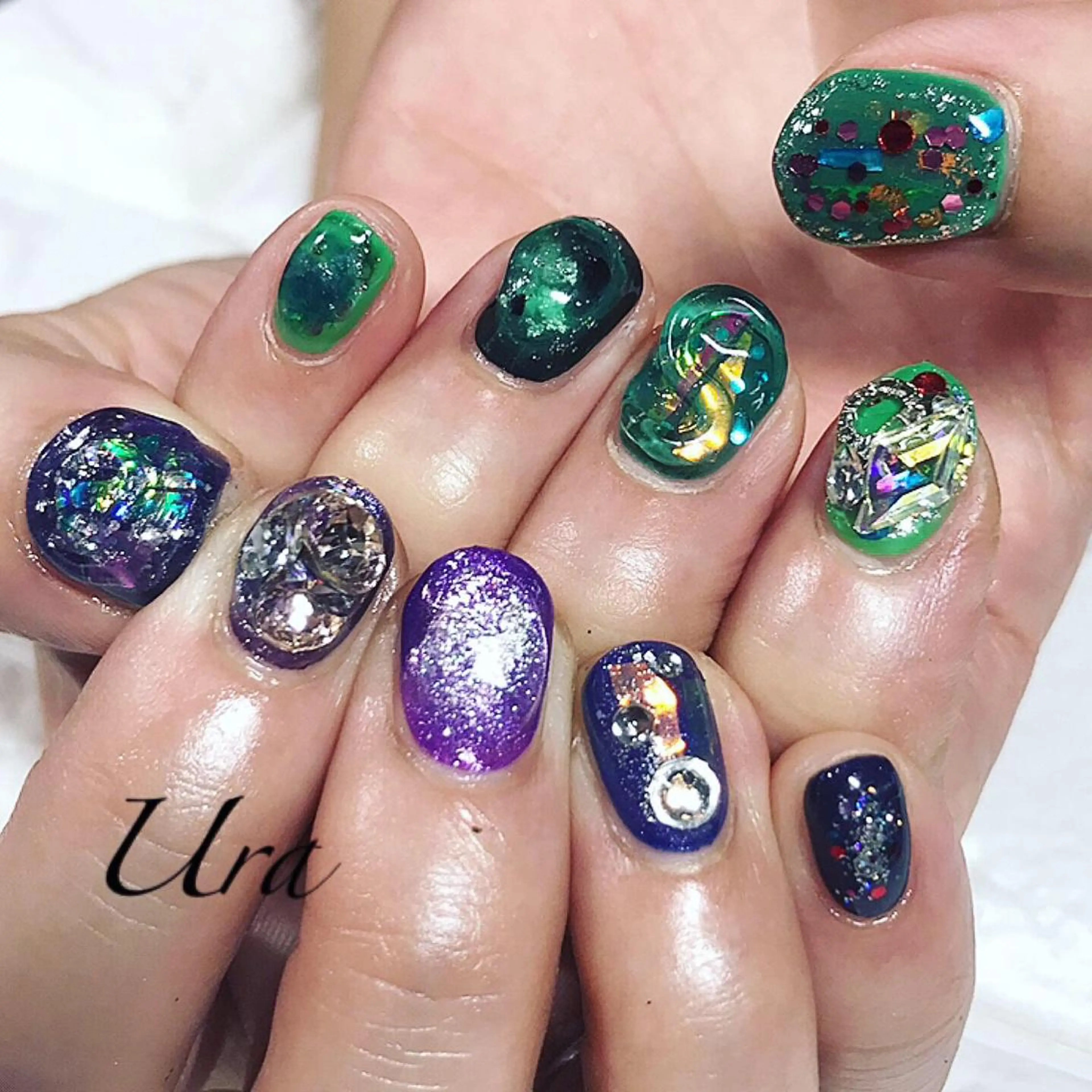 ネイル UrakoNail 《nail》のネイルデザイン