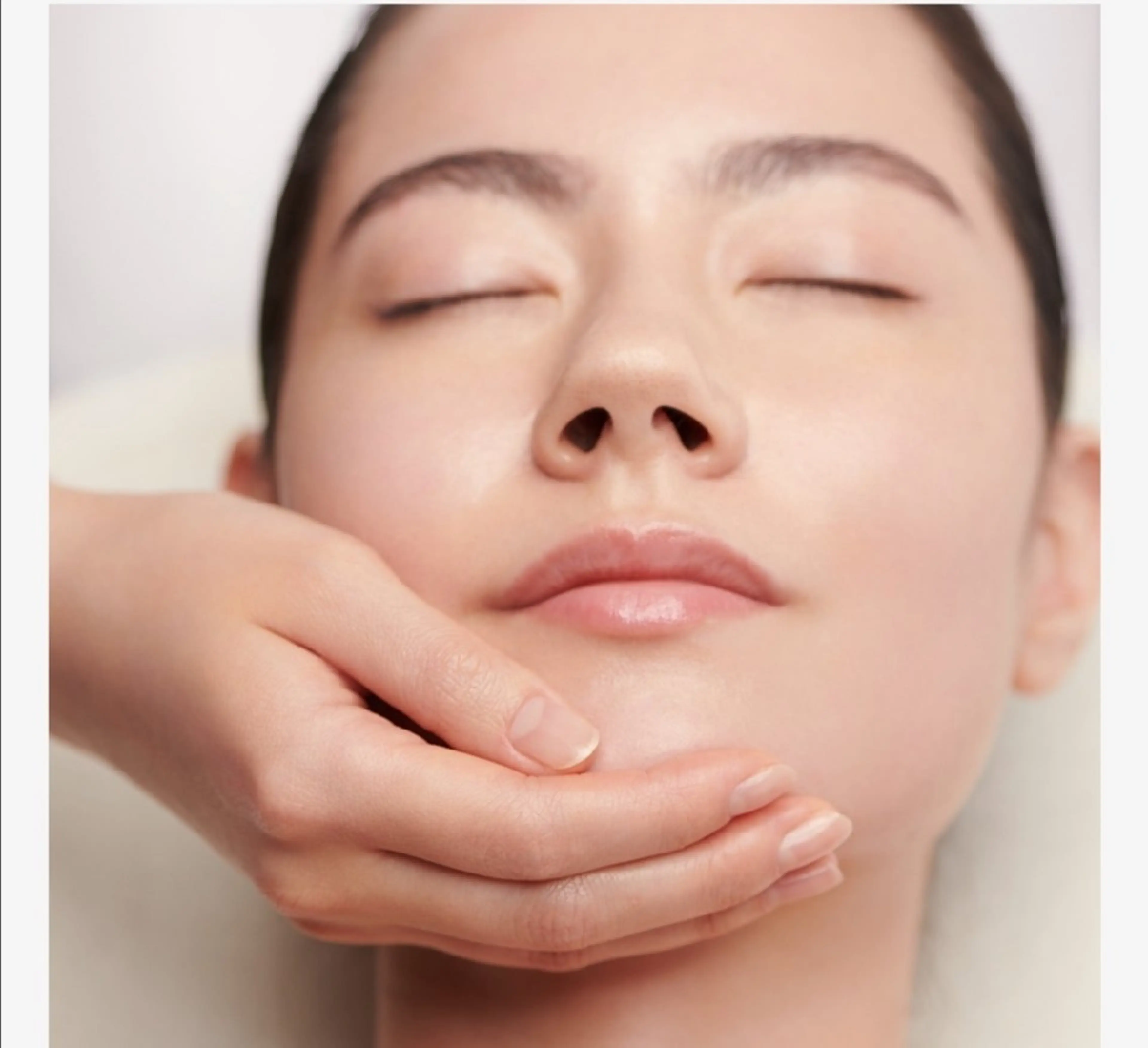 〘時短・お手軽エステ〙乾燥×くすみケア お着替えなしのフェイシャルエステでもち肌透明感✨の写真