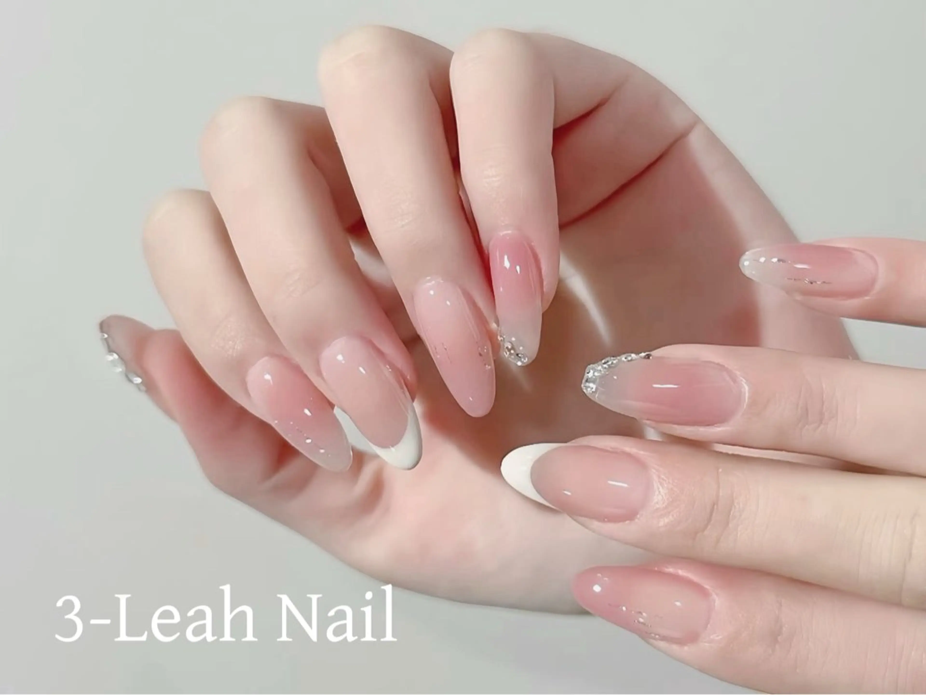 セミロング ハンドネイル み ゆのネイルデザイン