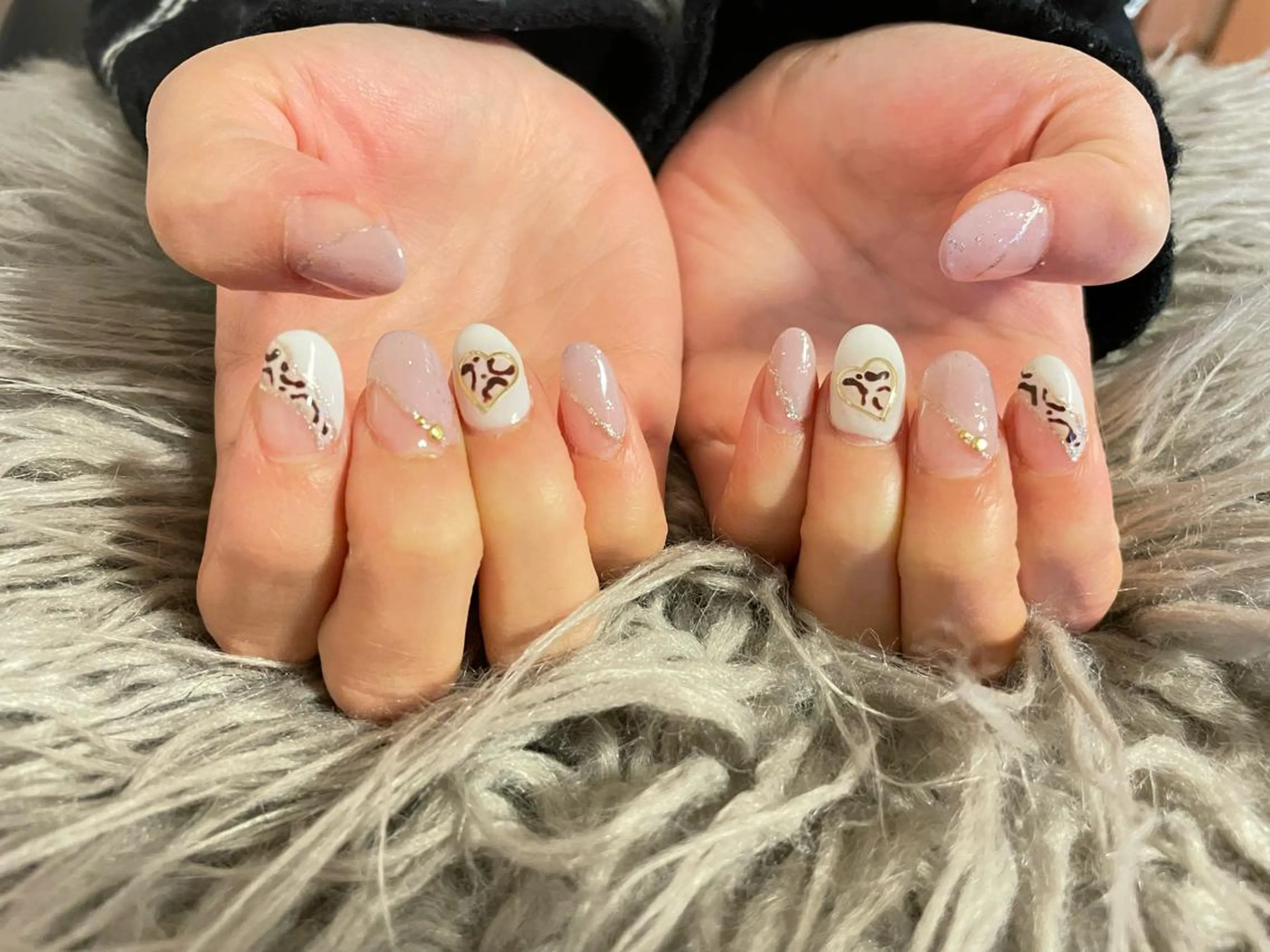 ネイル アニマル柄 ハート バレンタイン Nail salon Betty❤︎のネイルデザイン