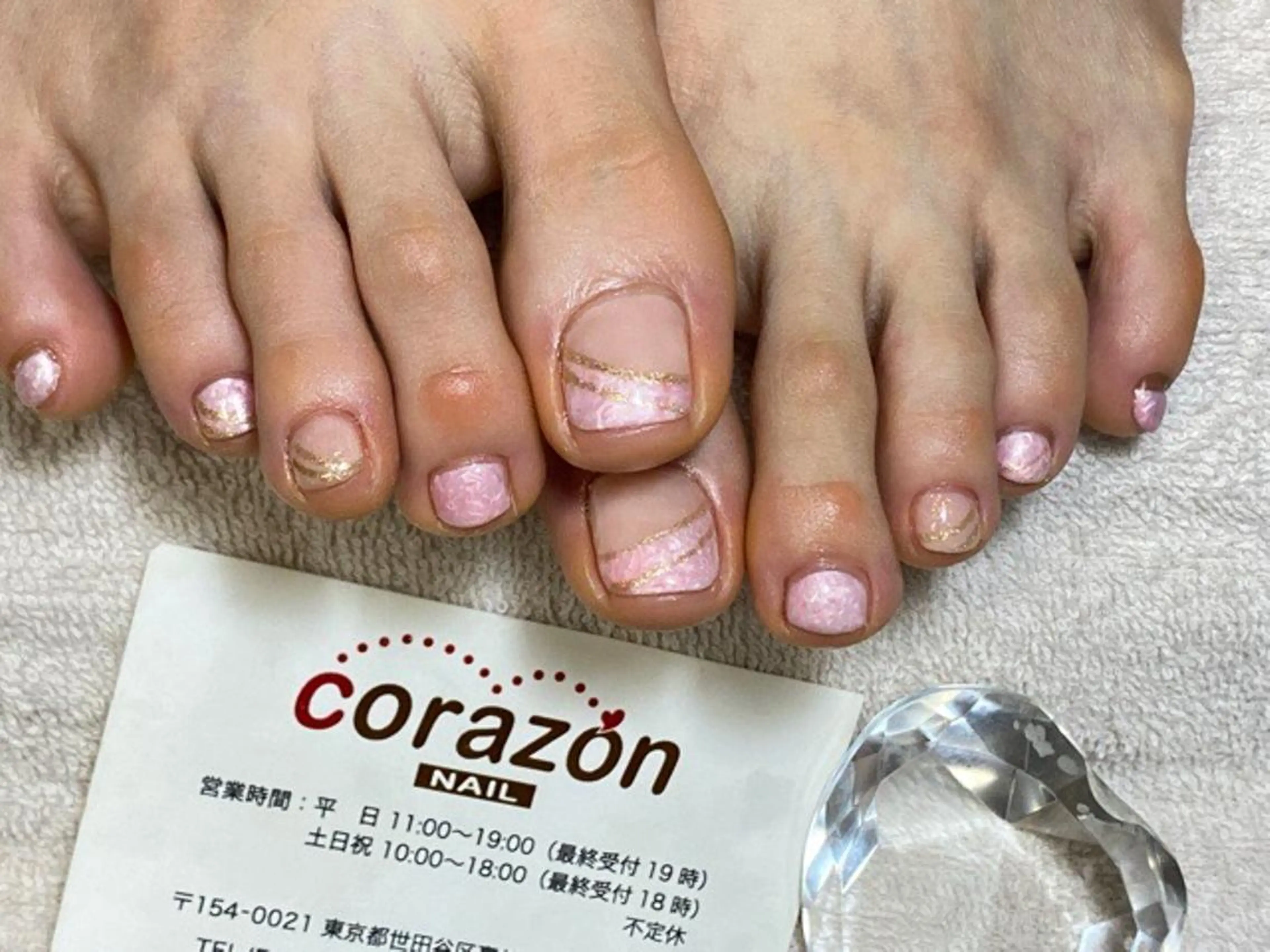 ネイル フレンチネイル 斜めフレンチ ワンカラーネイル ピンク フットネイル corazon所属・ネイリスト aicoのネイルデザイン