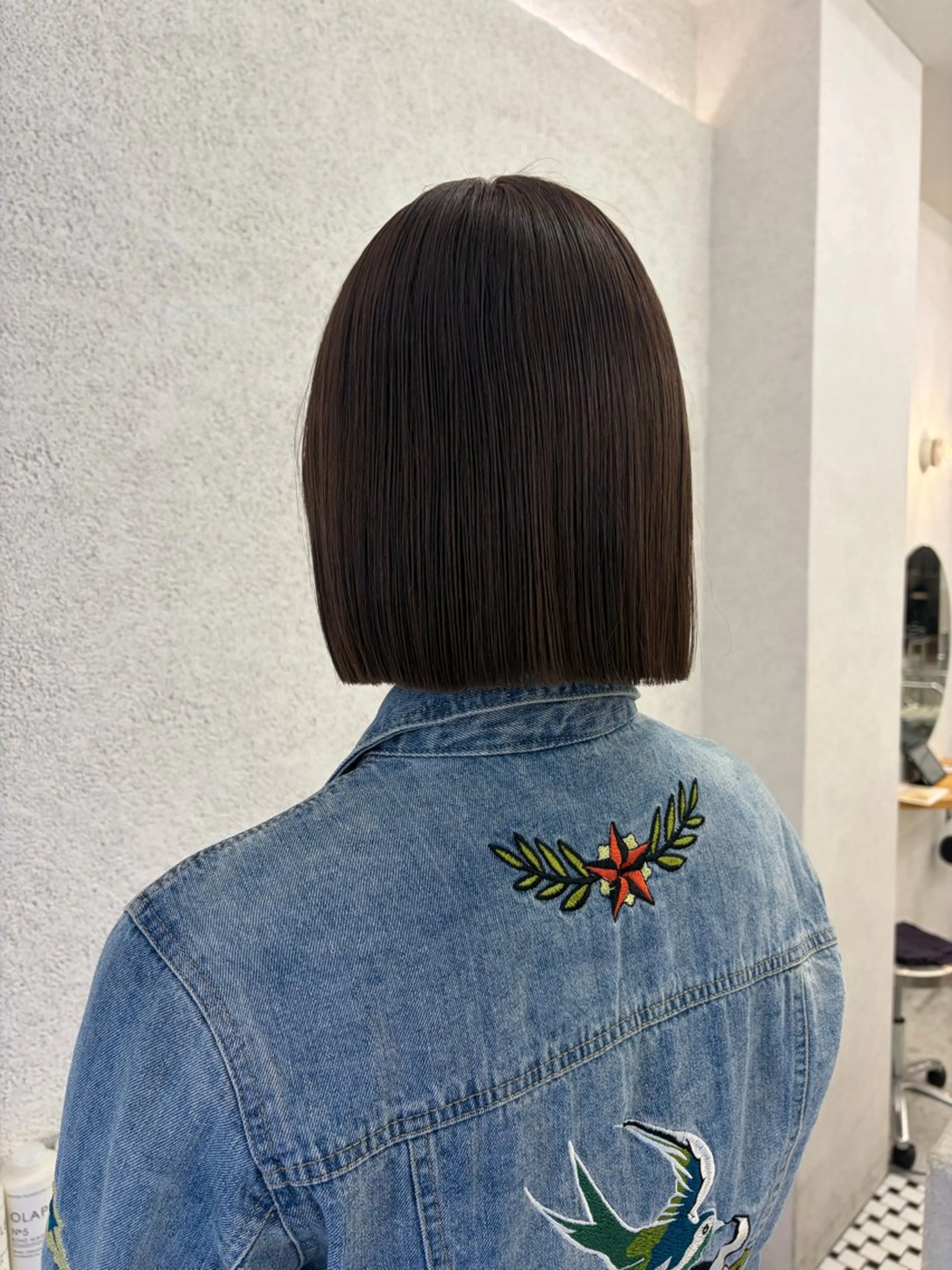 ショート カット ヘアカラー リン🔔ボブ cut ベージュカラー🤎のヘアスタイル