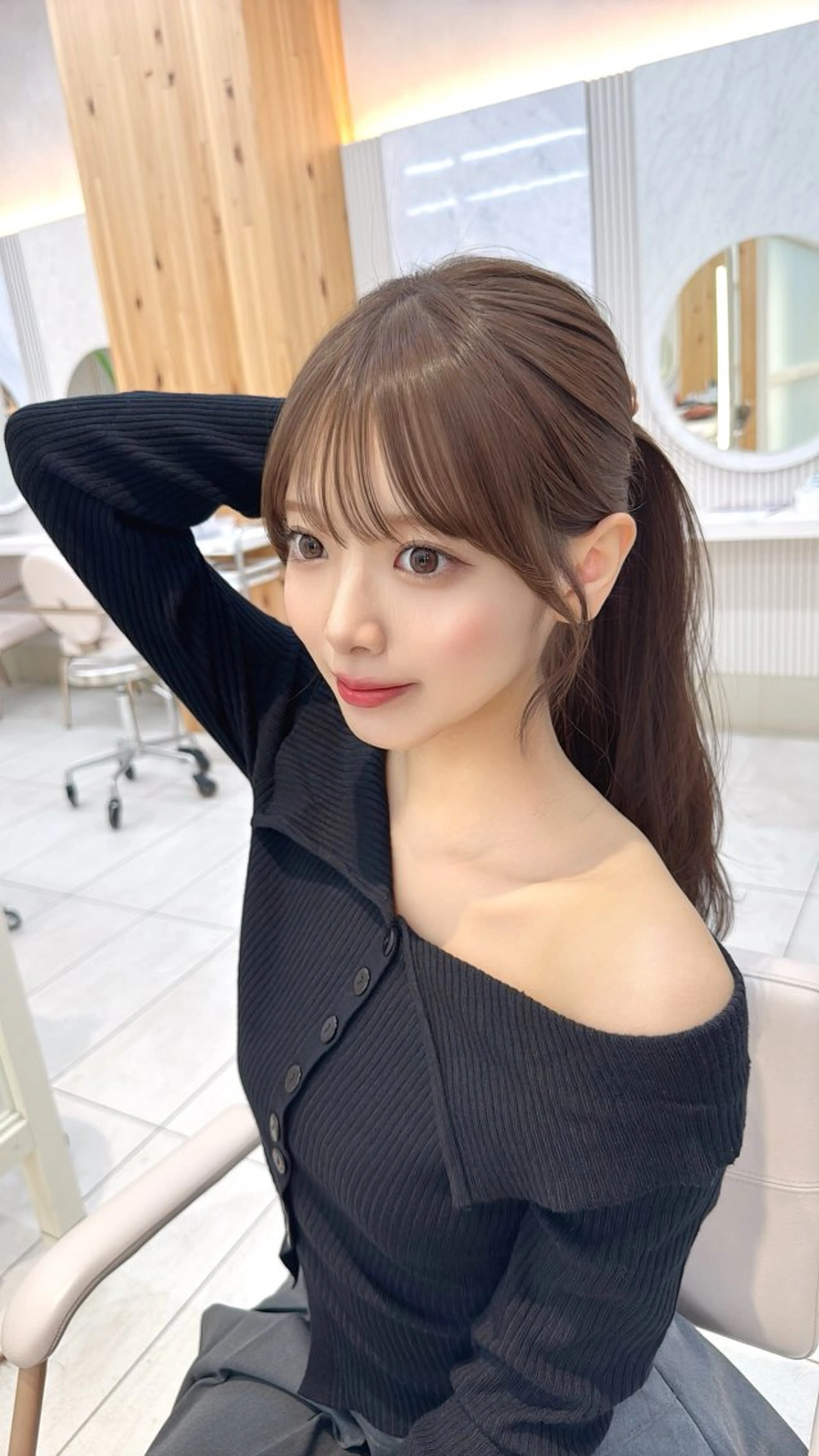 セミロング レイヤーカット/ 顔まわり/アオイのヘアスタイル