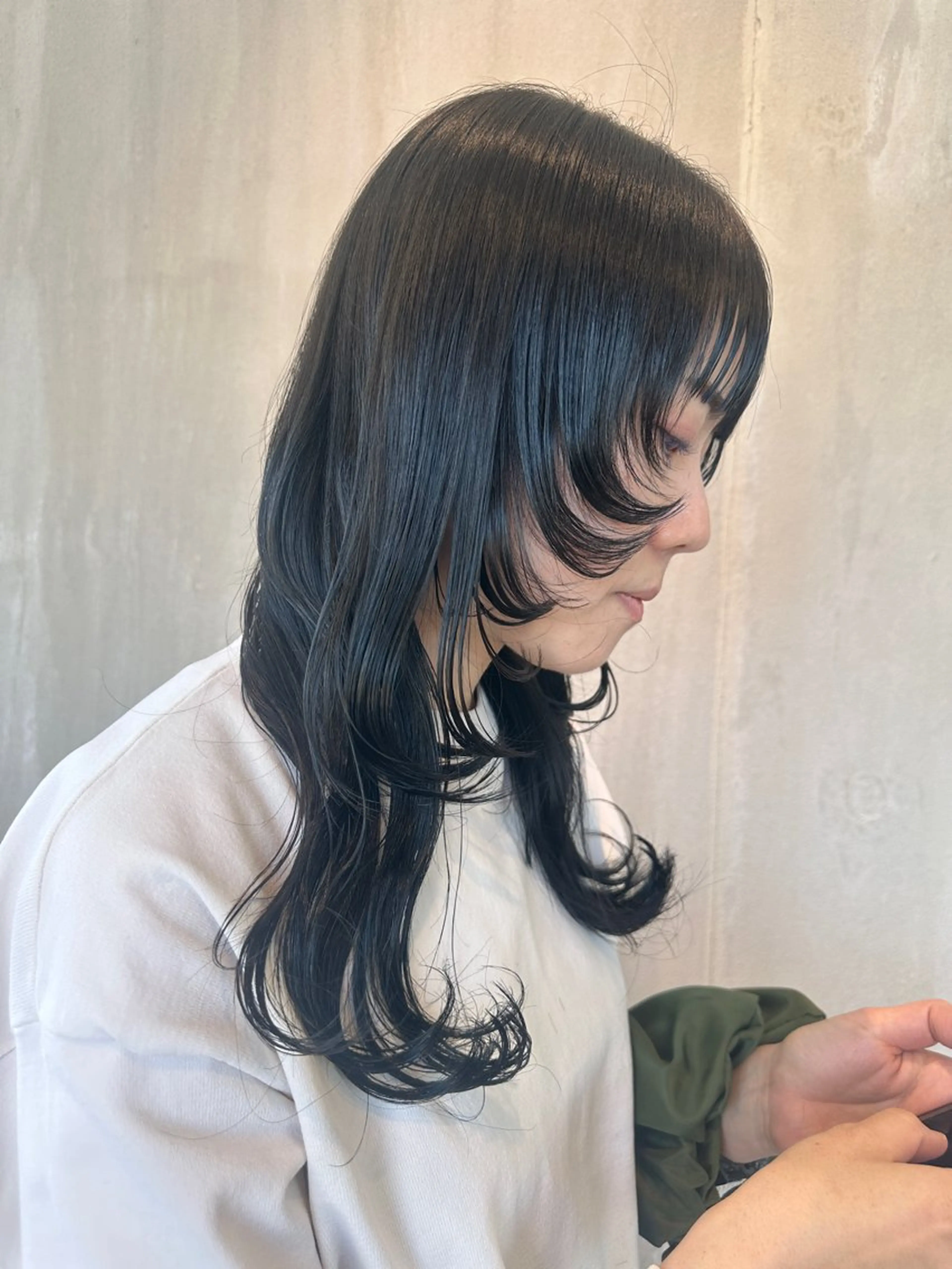 ミディアム 顔まわりレイヤー 顔周りカット レイヤーカット 岐阜の美容師 HONOKAのヘアスタイル