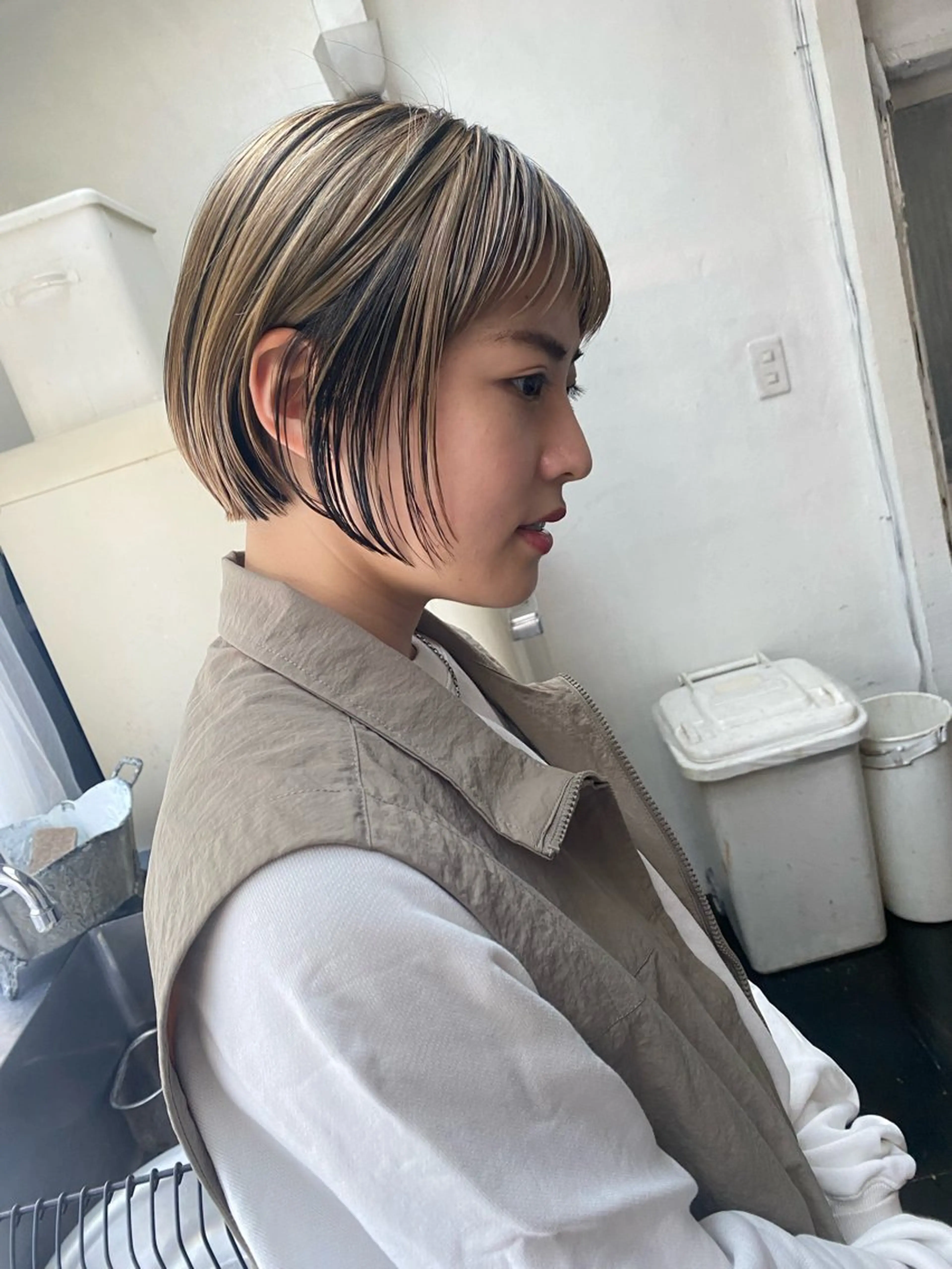 ショート カラー デザインカラー ボブ カット ヘアカラー トリートメント レイヤーカット /透明感/千葉怜寿のヘアスタイル