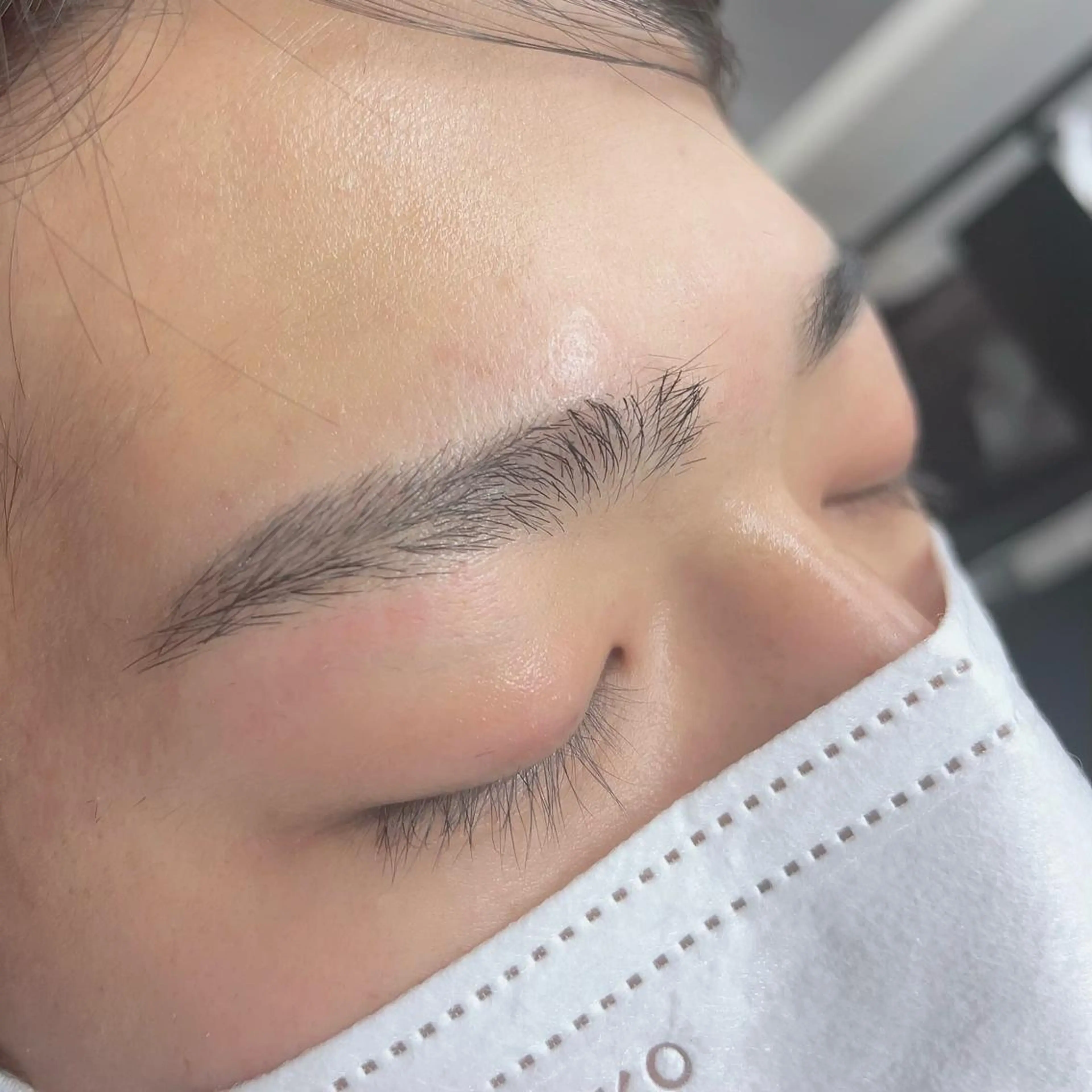 メンズ アイブロウ アイブロウ専門サロン エサージュオム新宿店所属・エサージュオム新宿 🐶の眉毛・アイブロウイメージ