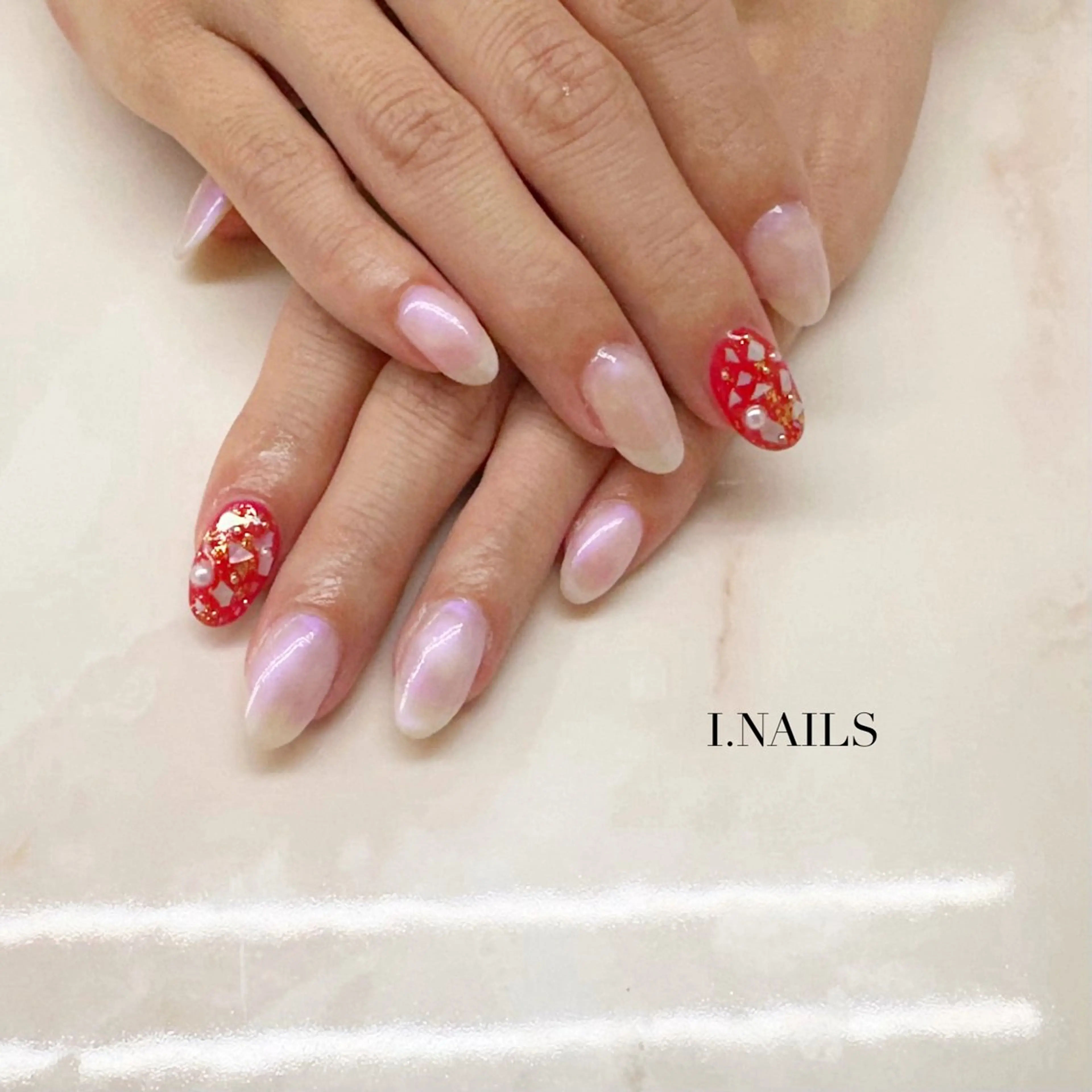 ネイル アイネイルズ所属・早川 梓のネイルデザイン