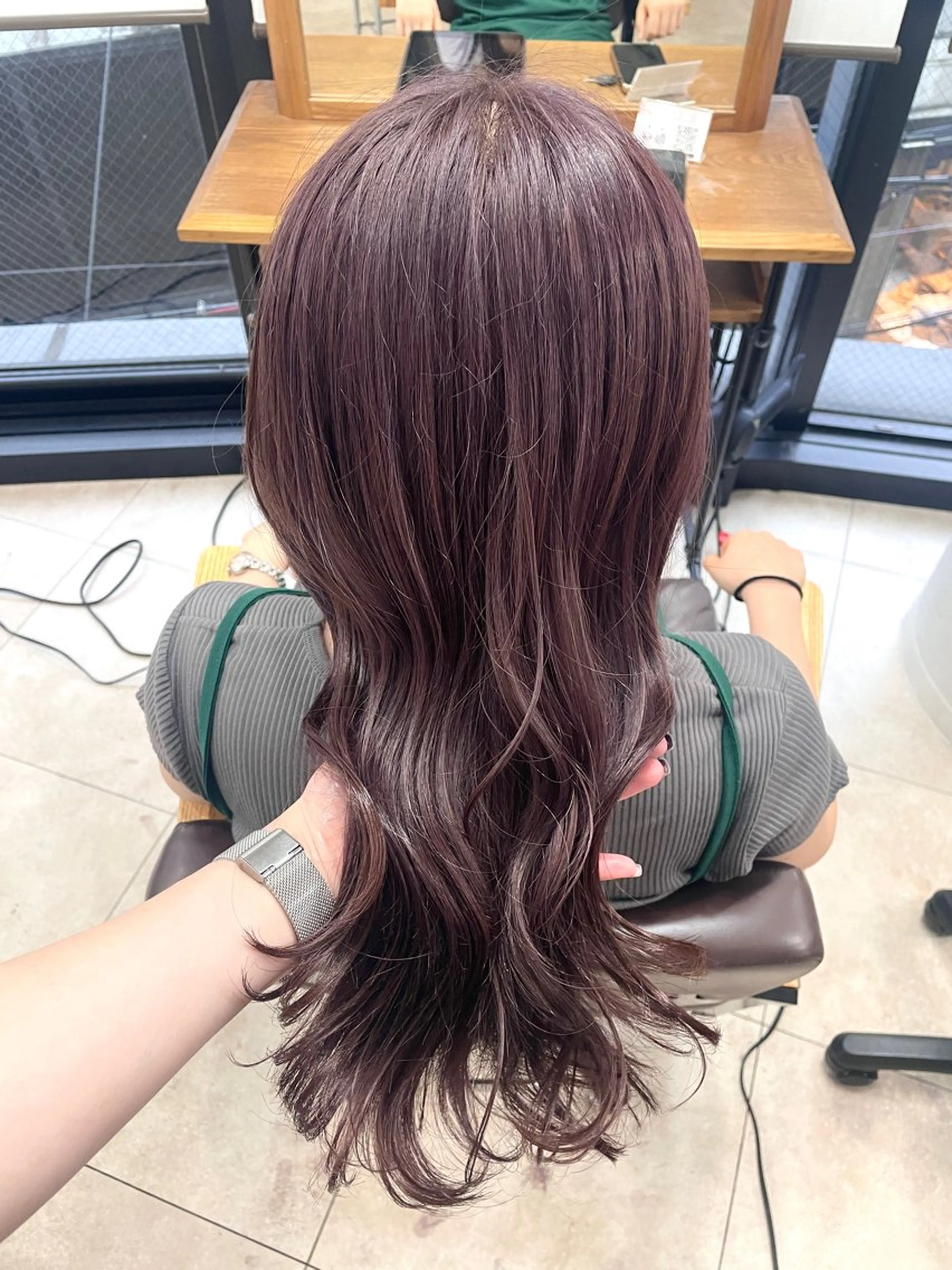 ロング コトネ🫧 韓国風レイヤーカットのヘアスタイル