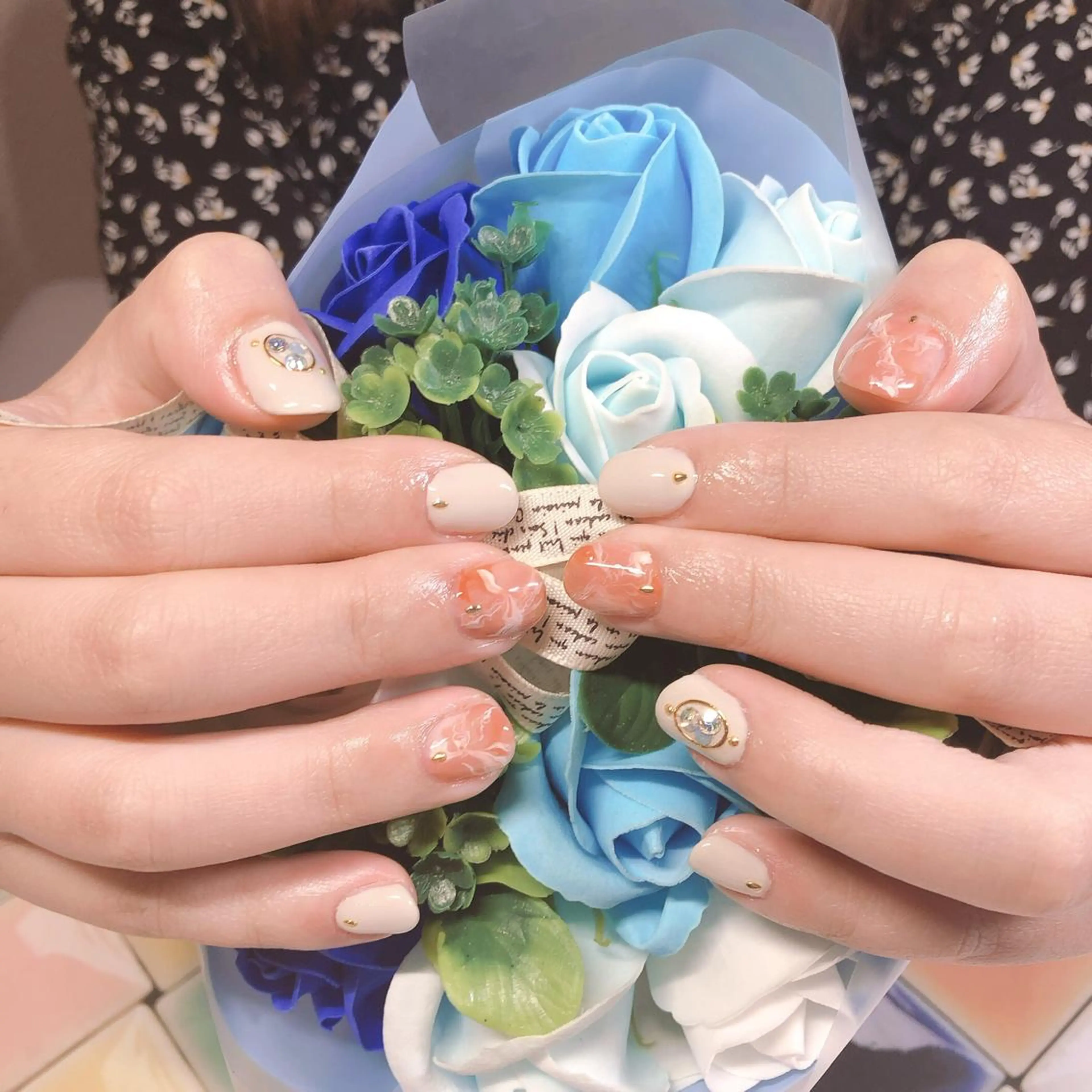 ネイル 大理石ネイル(マーブル) 奥園 良恵のネイルデザイン