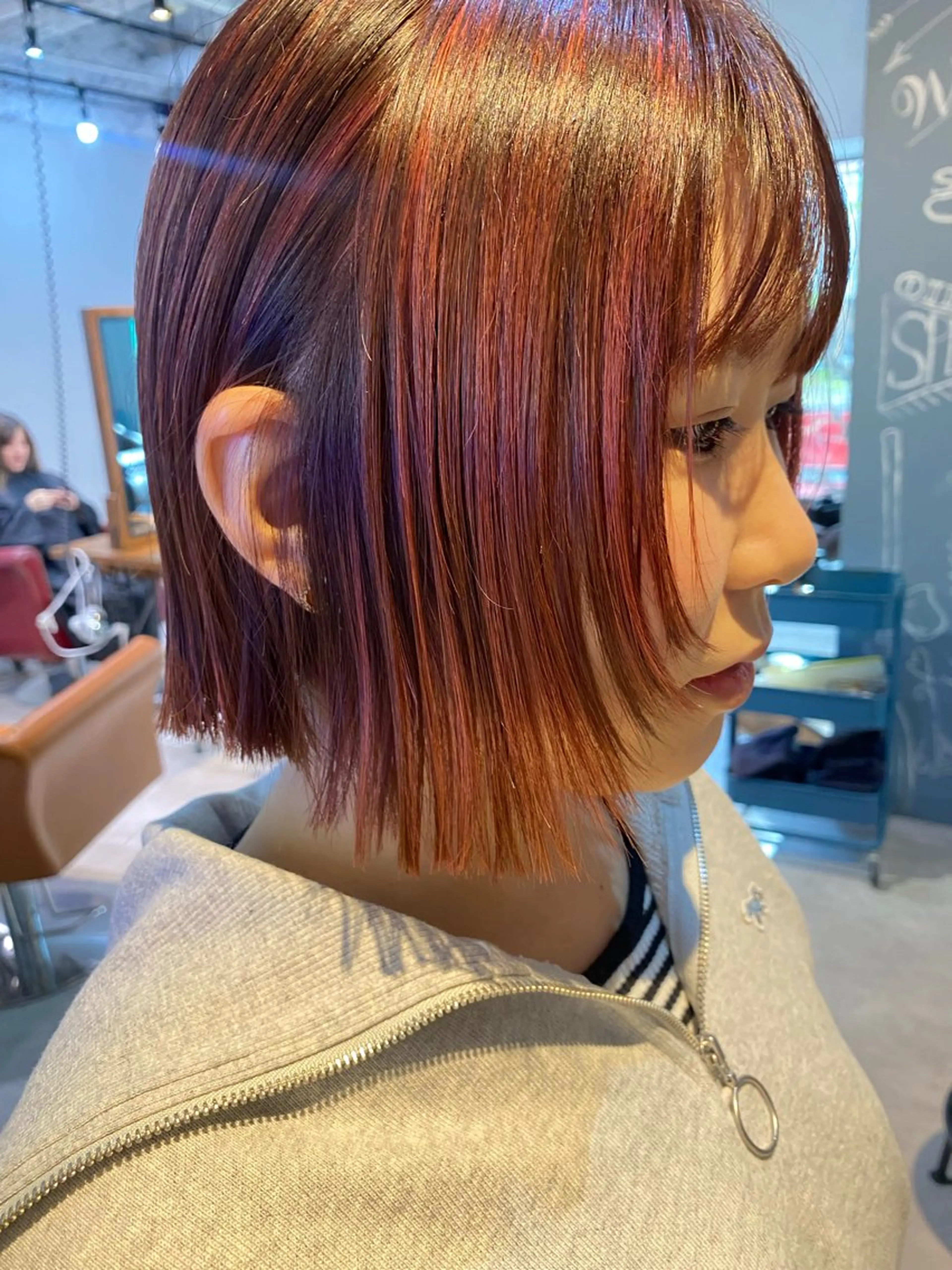 ショート カラー ハイライトカラー ボブ ハイライト カット ヘアカラー トリートメント scene.池袋所属・scene. haraのヘアスタイル