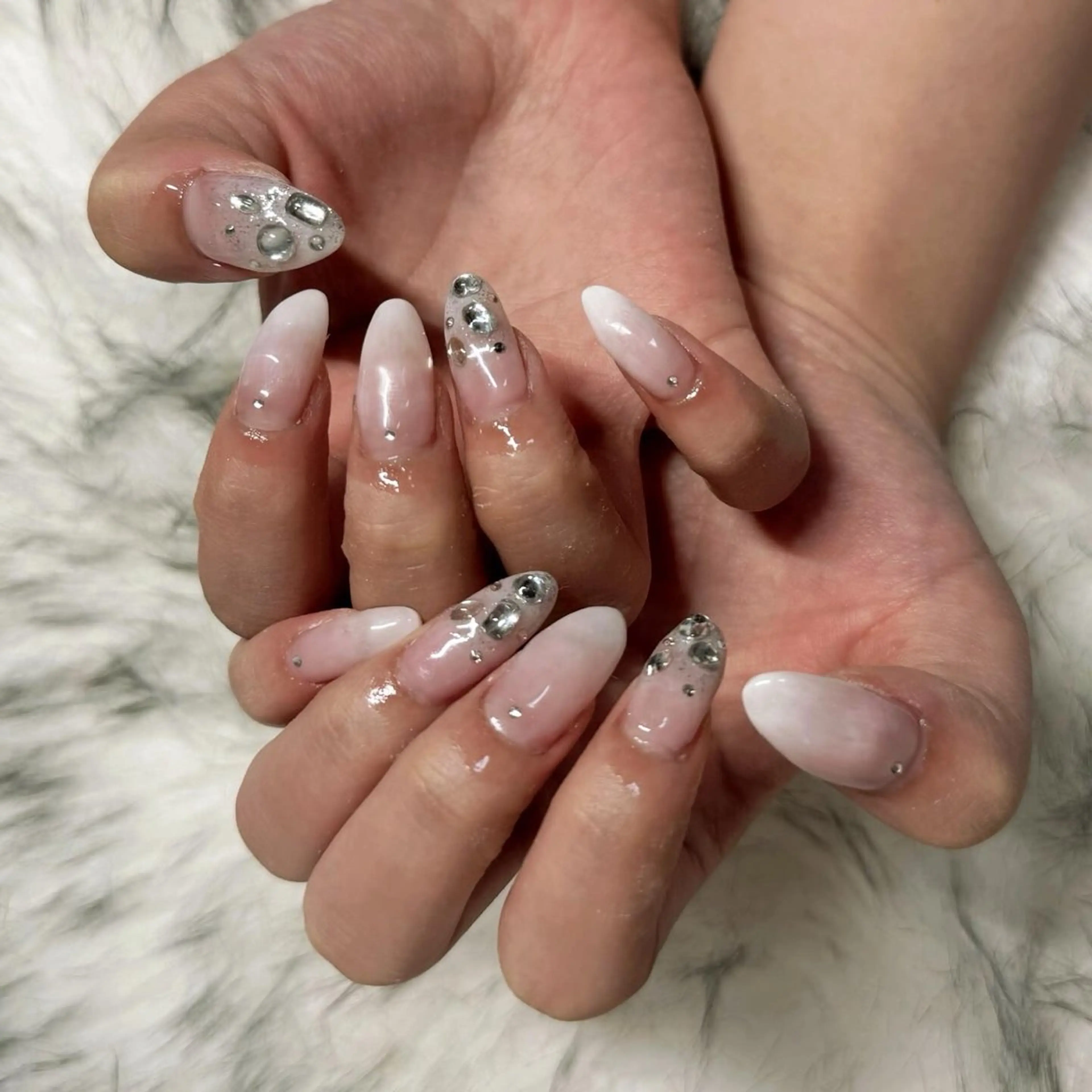 セミロング ハンドネイル mao .のネイルデザイン