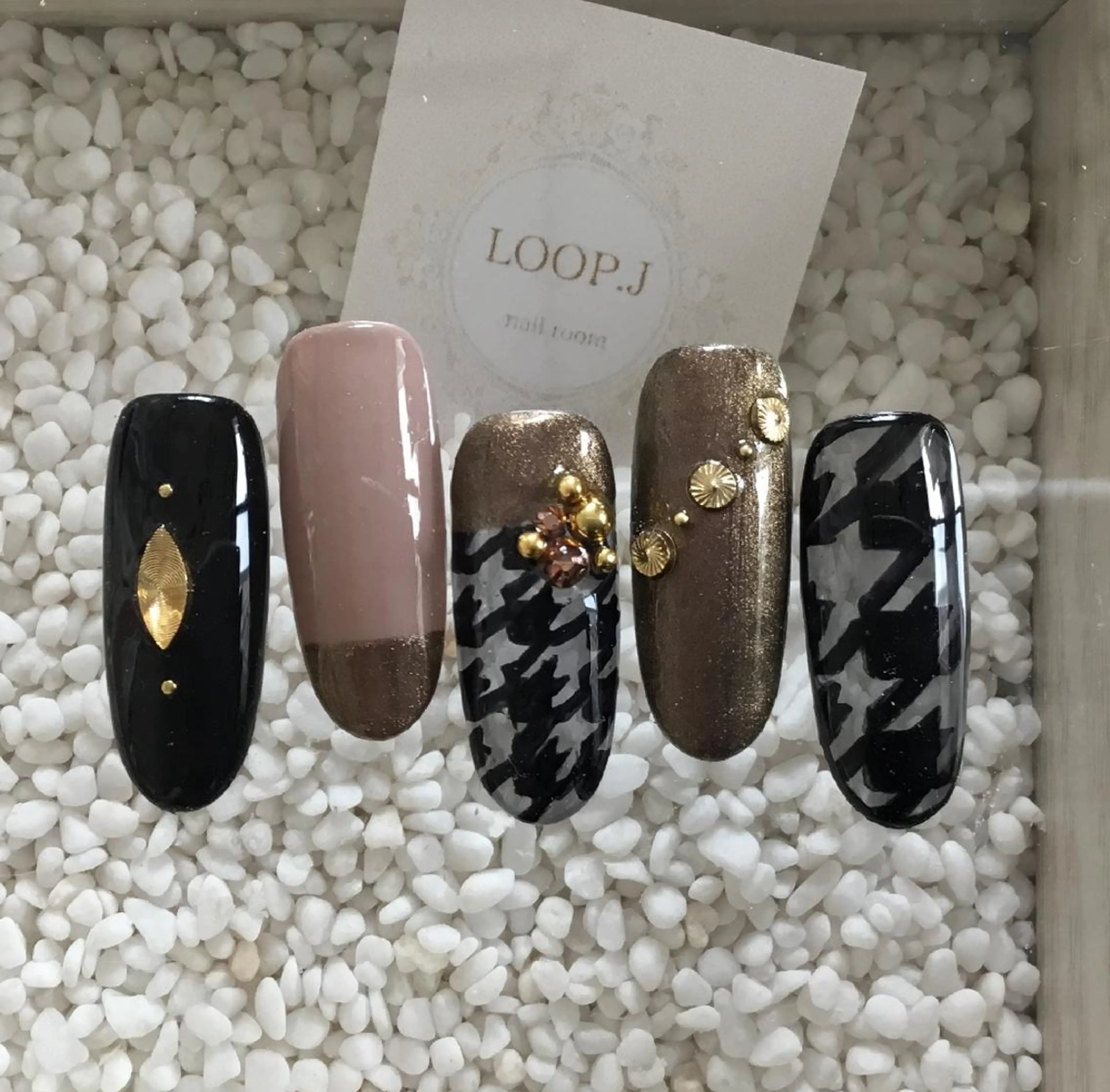 ネイル おおくぼ めぐみのネイルデザイン