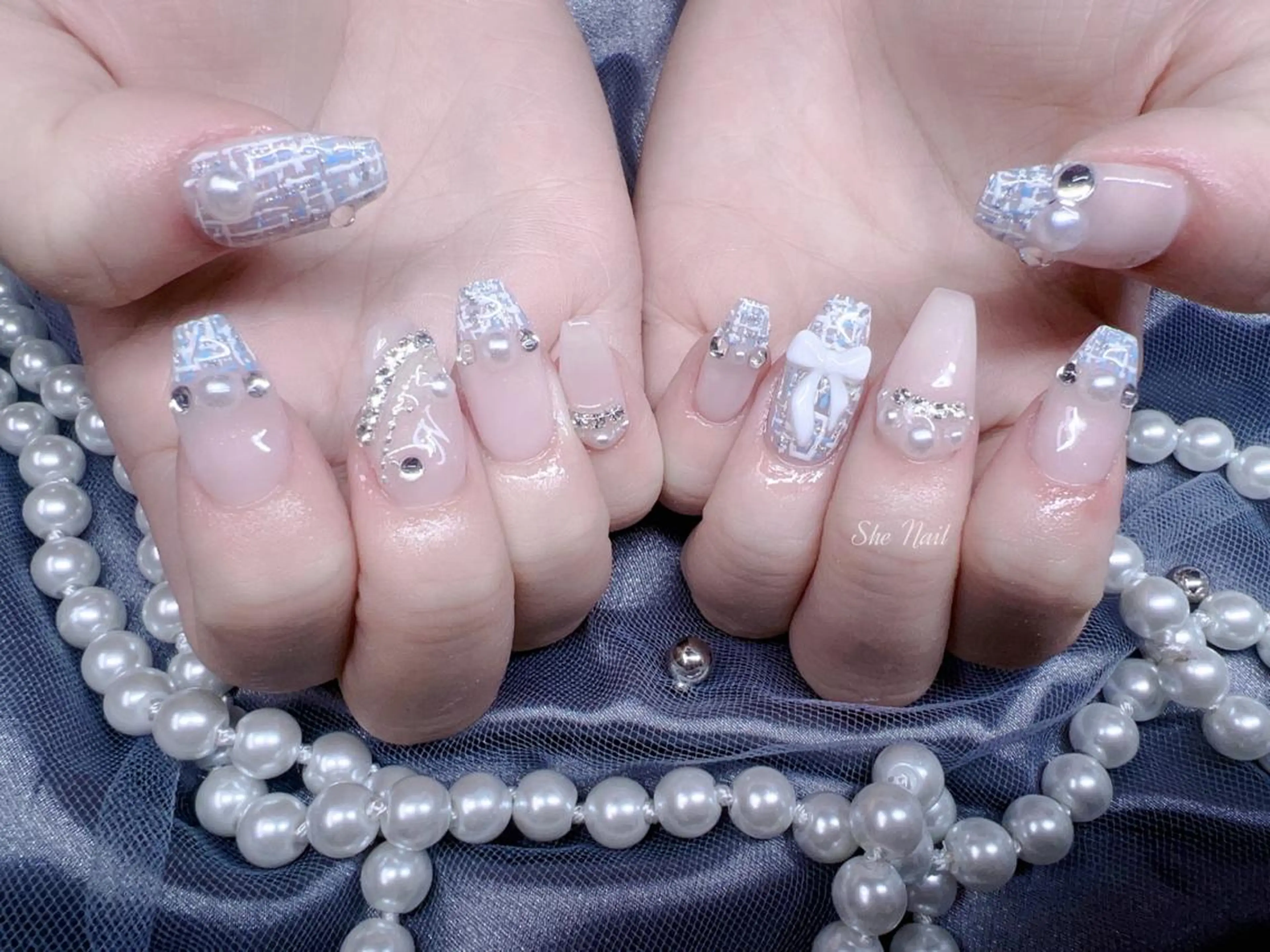 ネイル チークネイル 長さ出し マグネットネイル 持ち込み ワンカラーネイル ハンドネイル She   Nail所属・ISA_ BELLAのネイルデザイン