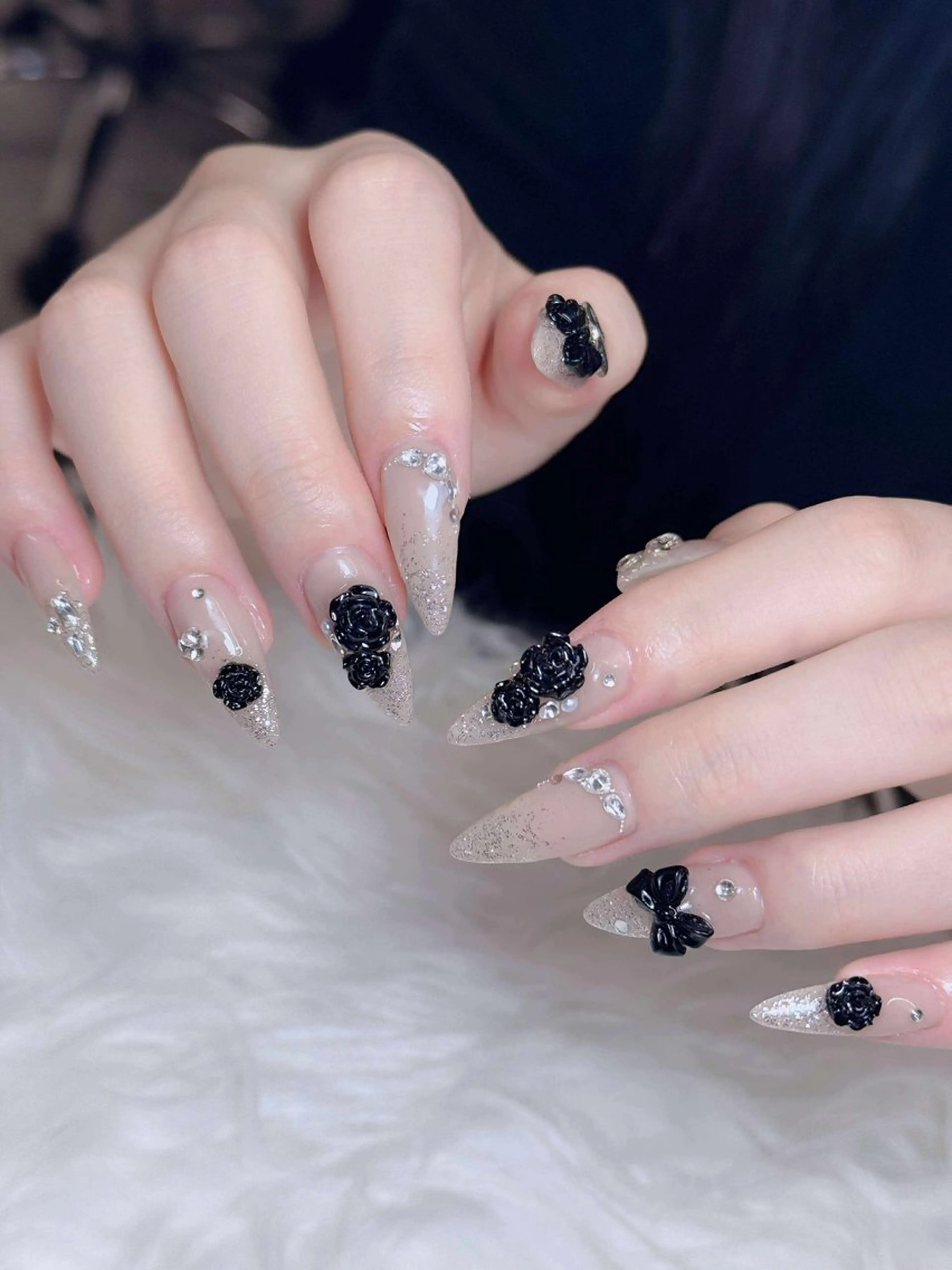 ネイル オーロラネイル チークネイル フットネイル フレンチネイル 韓国ネイル ハンドネイル Lumi Nailのネイルデザイン