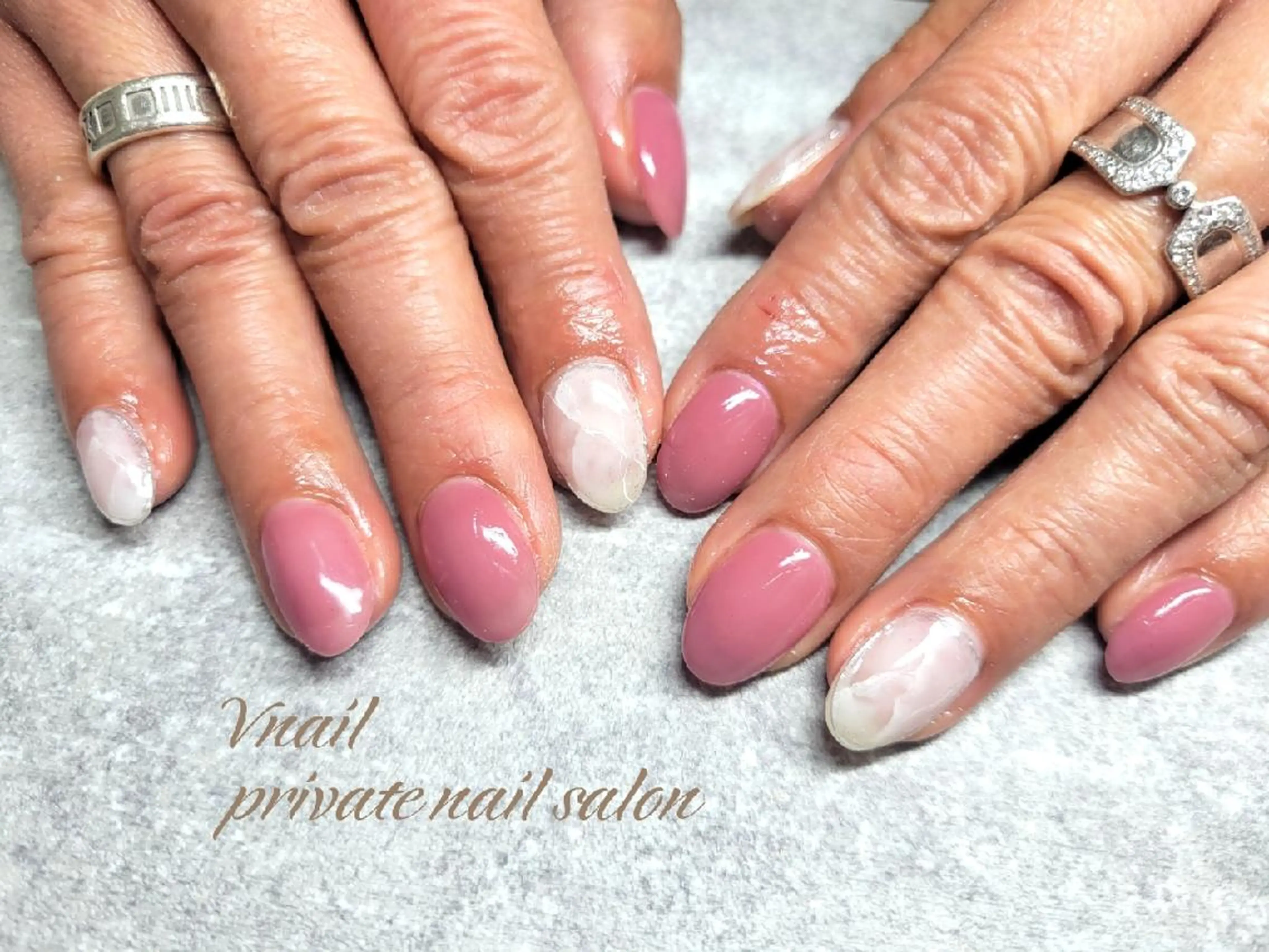 ネイル V. nailのネイルデザイン