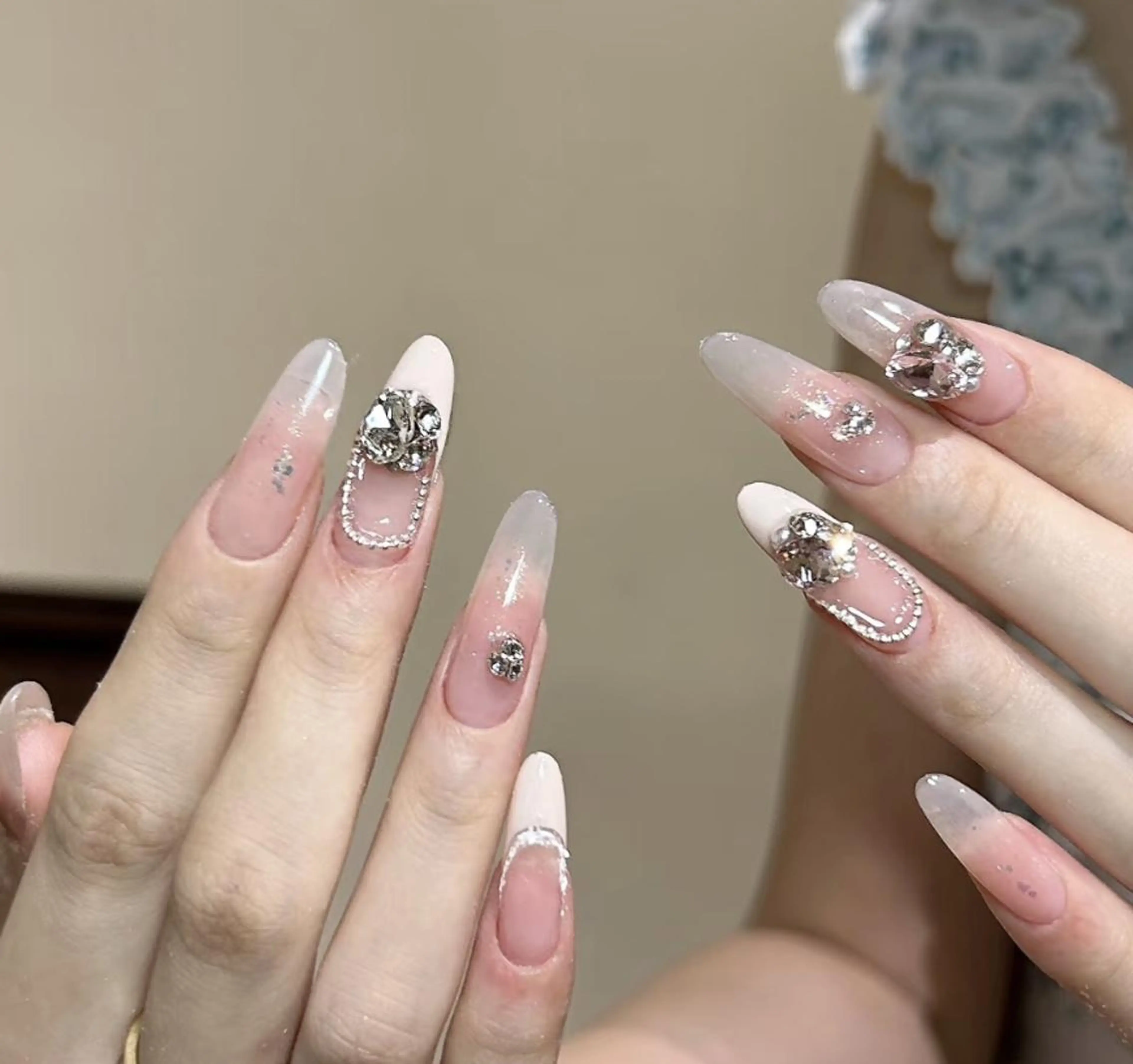 ネイル ハンドネイル ハンドケア 🍑 momo_nailのネイルデザイン