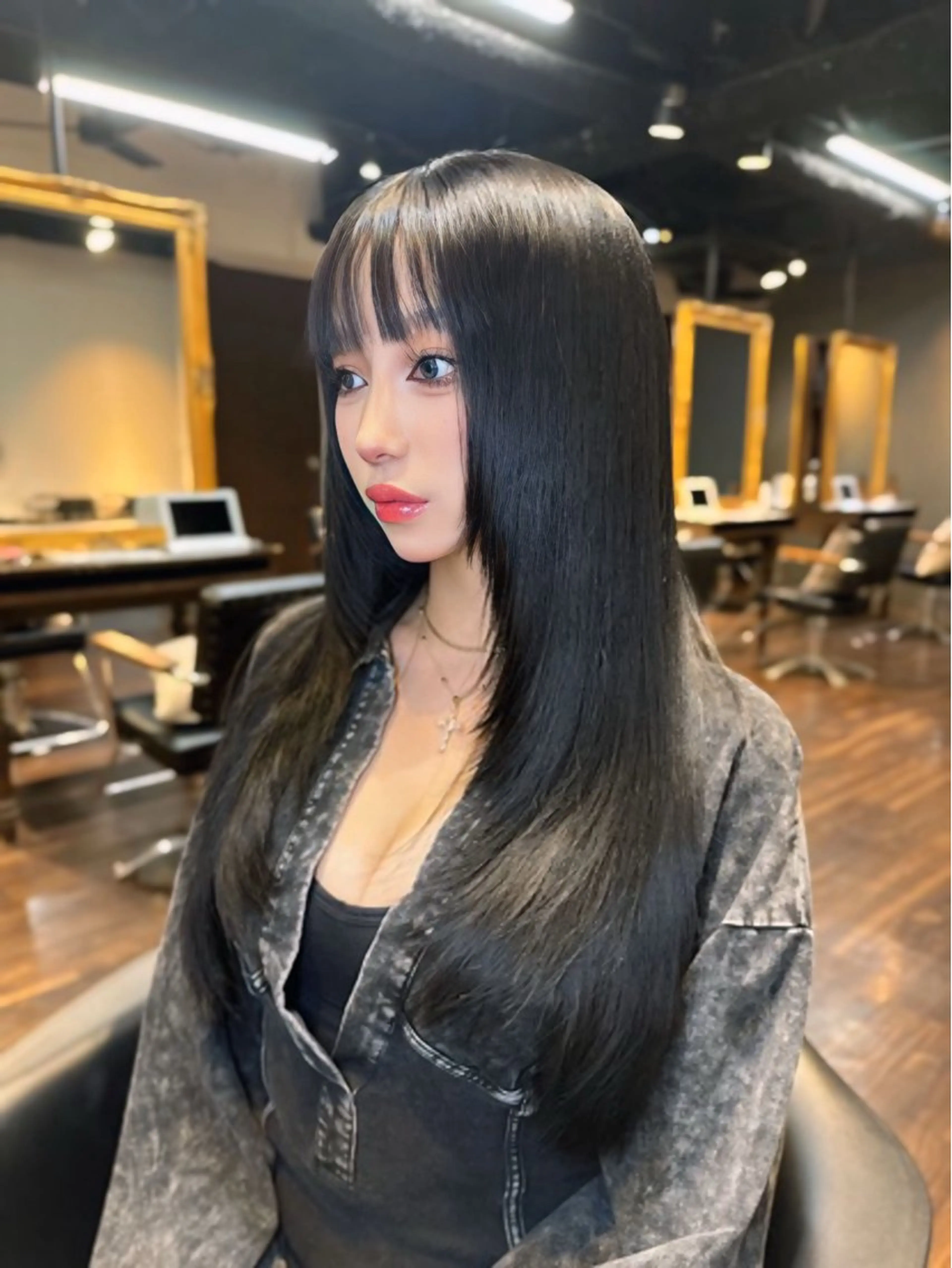 ロング カラー 顔周りカット レイヤーカット 縮毛矯正 カット 縮毛矯正 トリートメント ワンホンヘア ケラチン/Kaitoのヘアスタイル