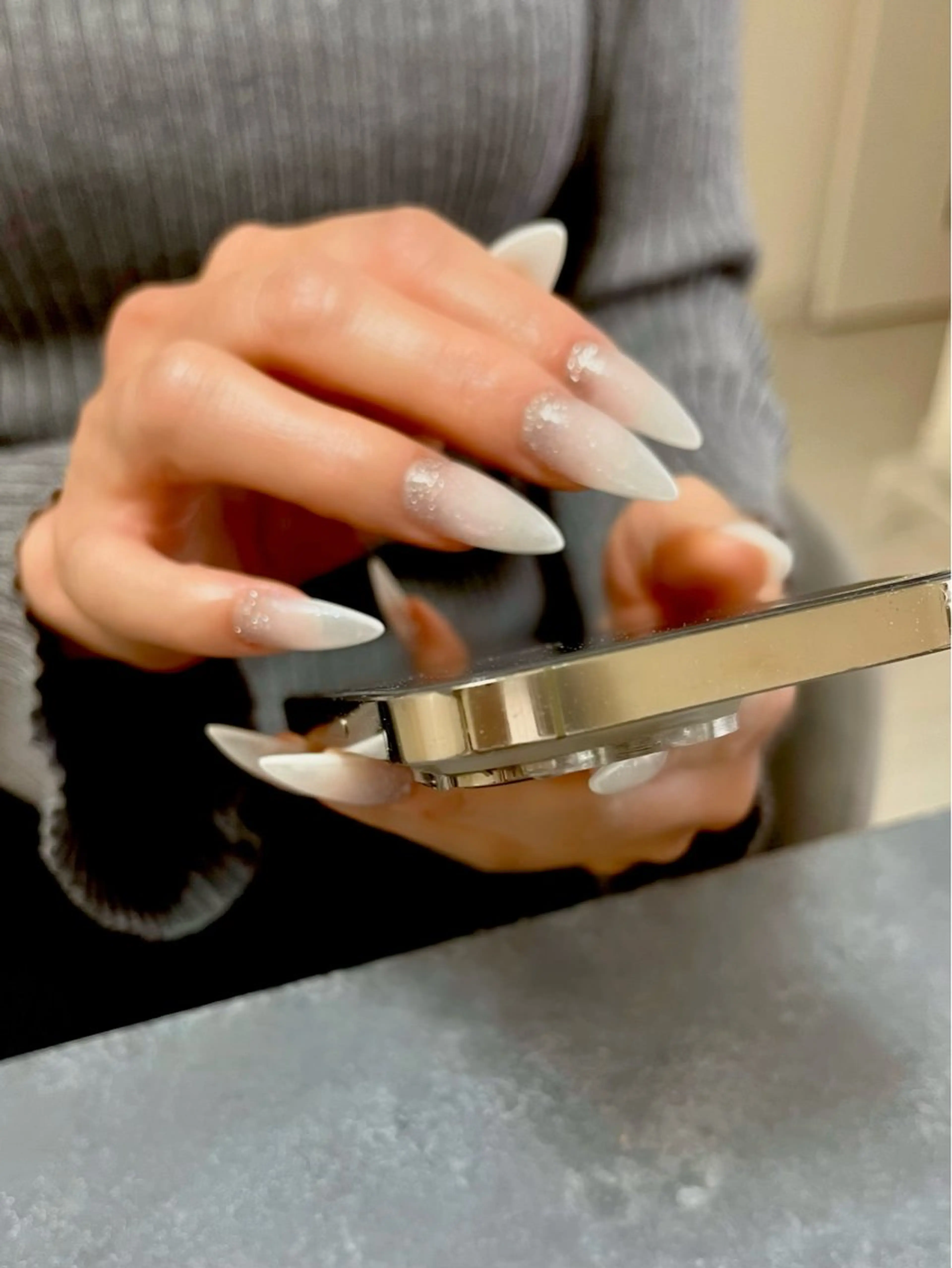 ネイル キラキラネイル マグネットネイル ワンカラーネイル スカルプネイル ワンホンネイル nine.🦋 YUKOのネイルデザイン