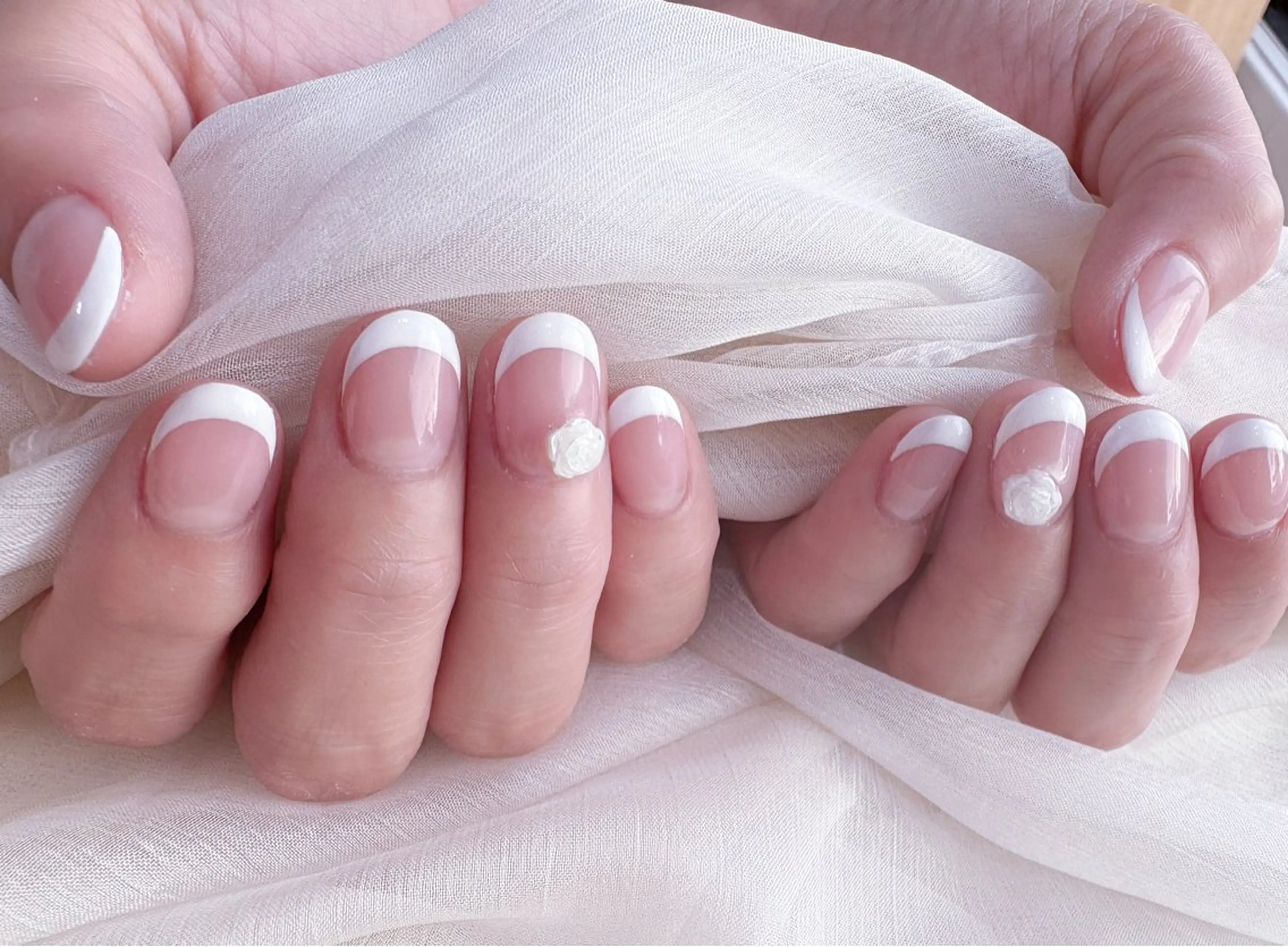 ネイル フレンチネイル Nail R🌷 AKARI恵比寿のネイルデザイン