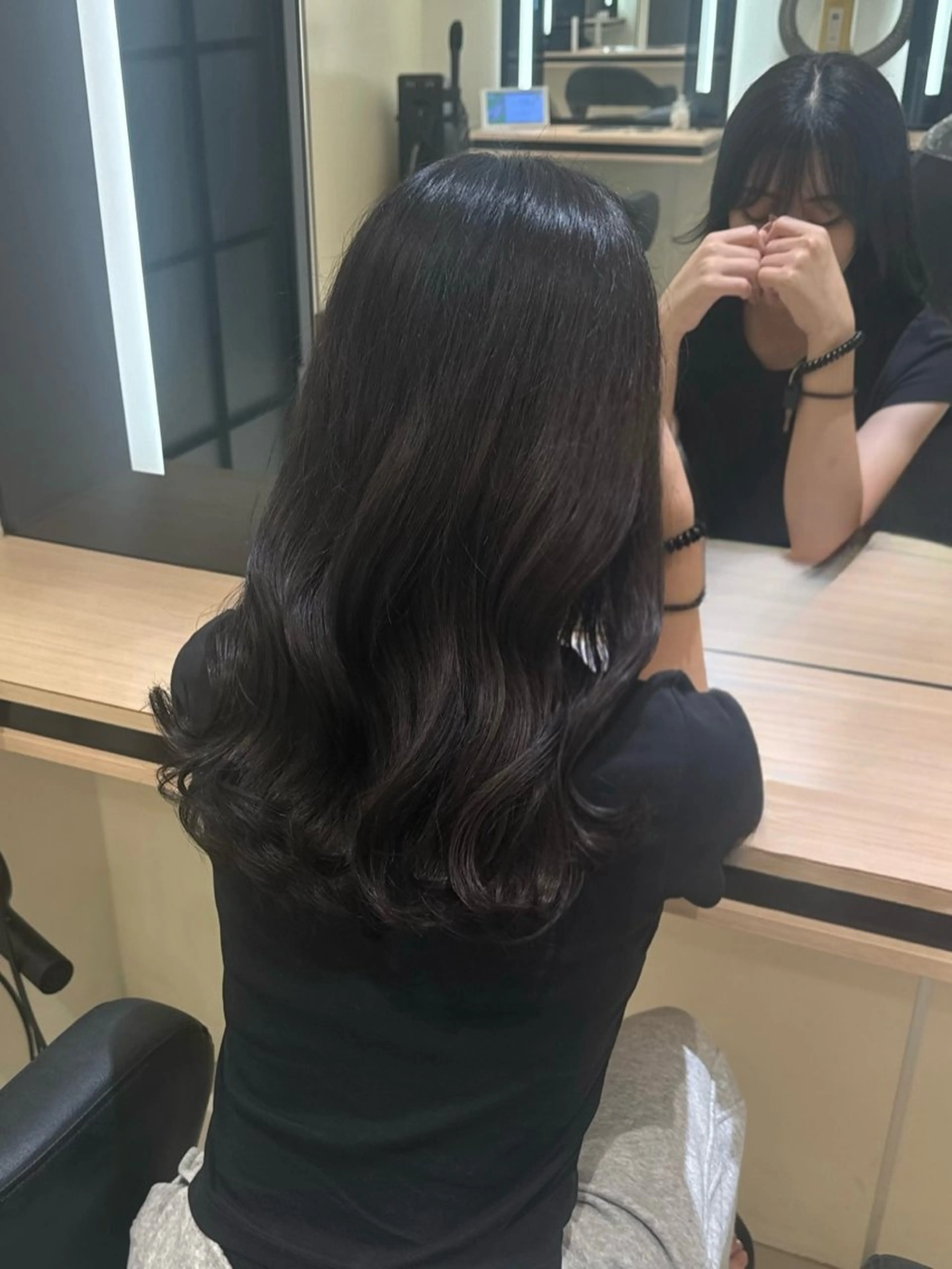 ロング カラー 透明感カラー ヘアカラー トリートメント ひなの🫧ベージュ系 艶カラーのヘアスタイル