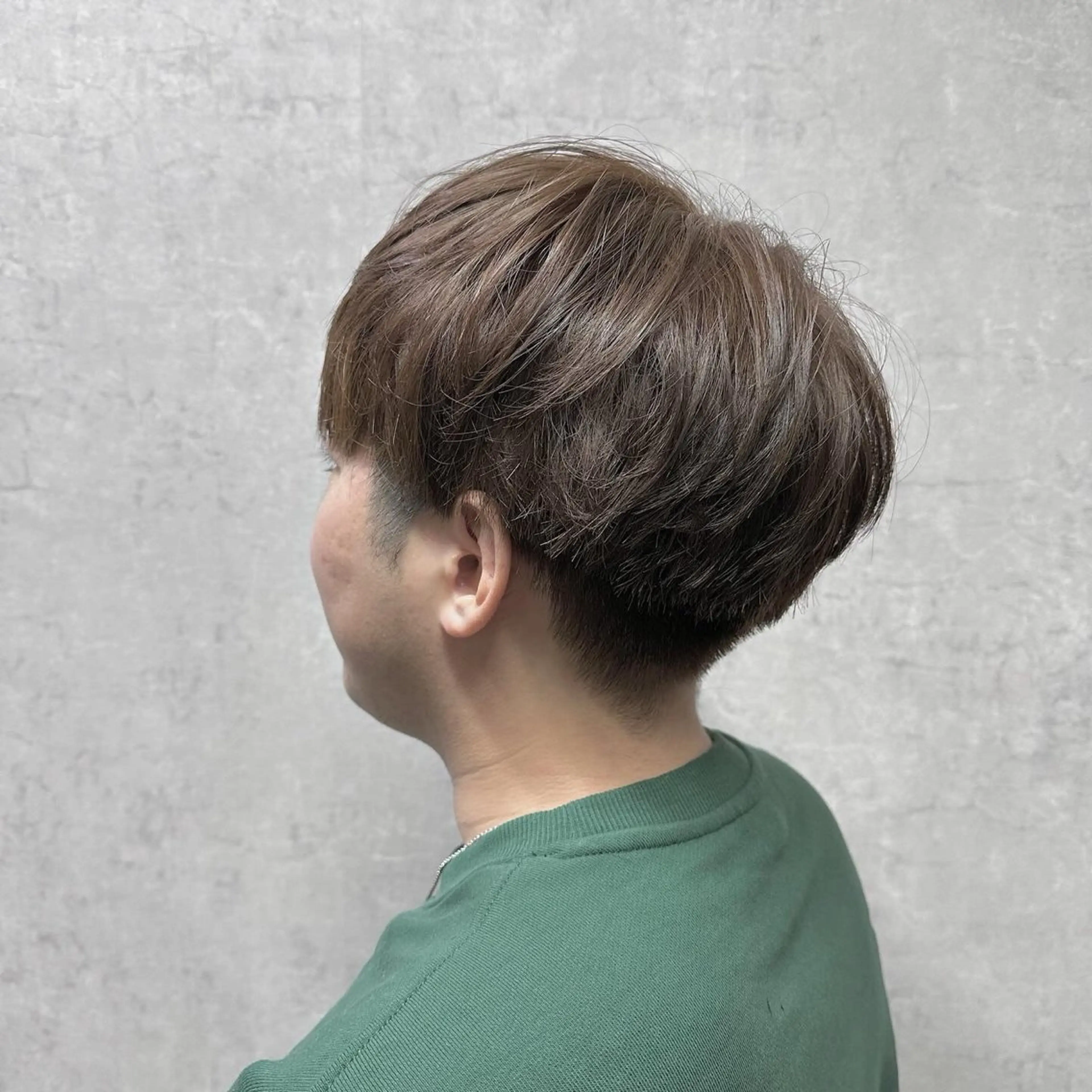 メンズ 手塚 菜々美のヘアスタイル