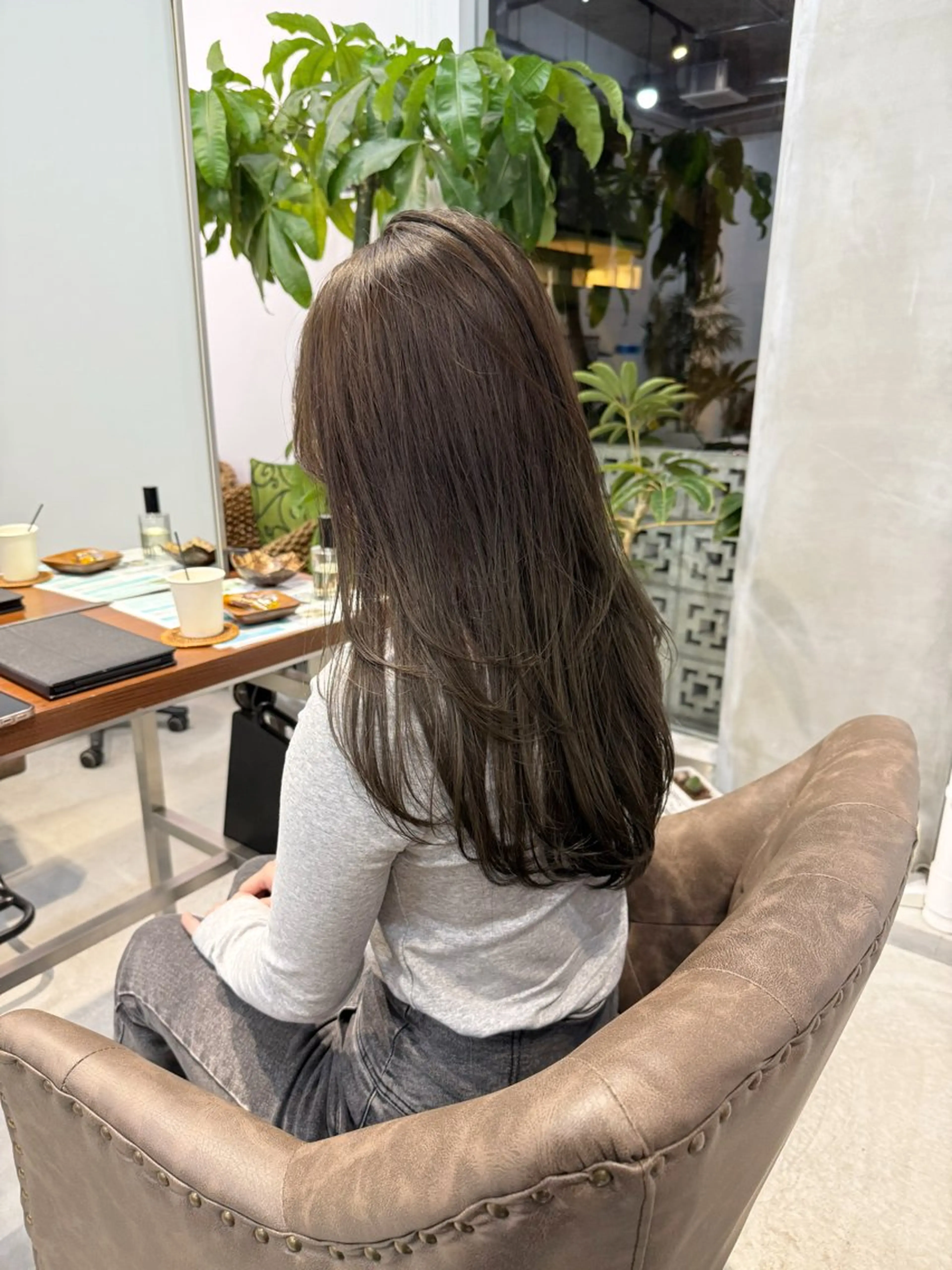 ロング カラー レイヤーカット カット ヘアカラー トリートメント カイリ /レイヤーカットのヘアスタイル