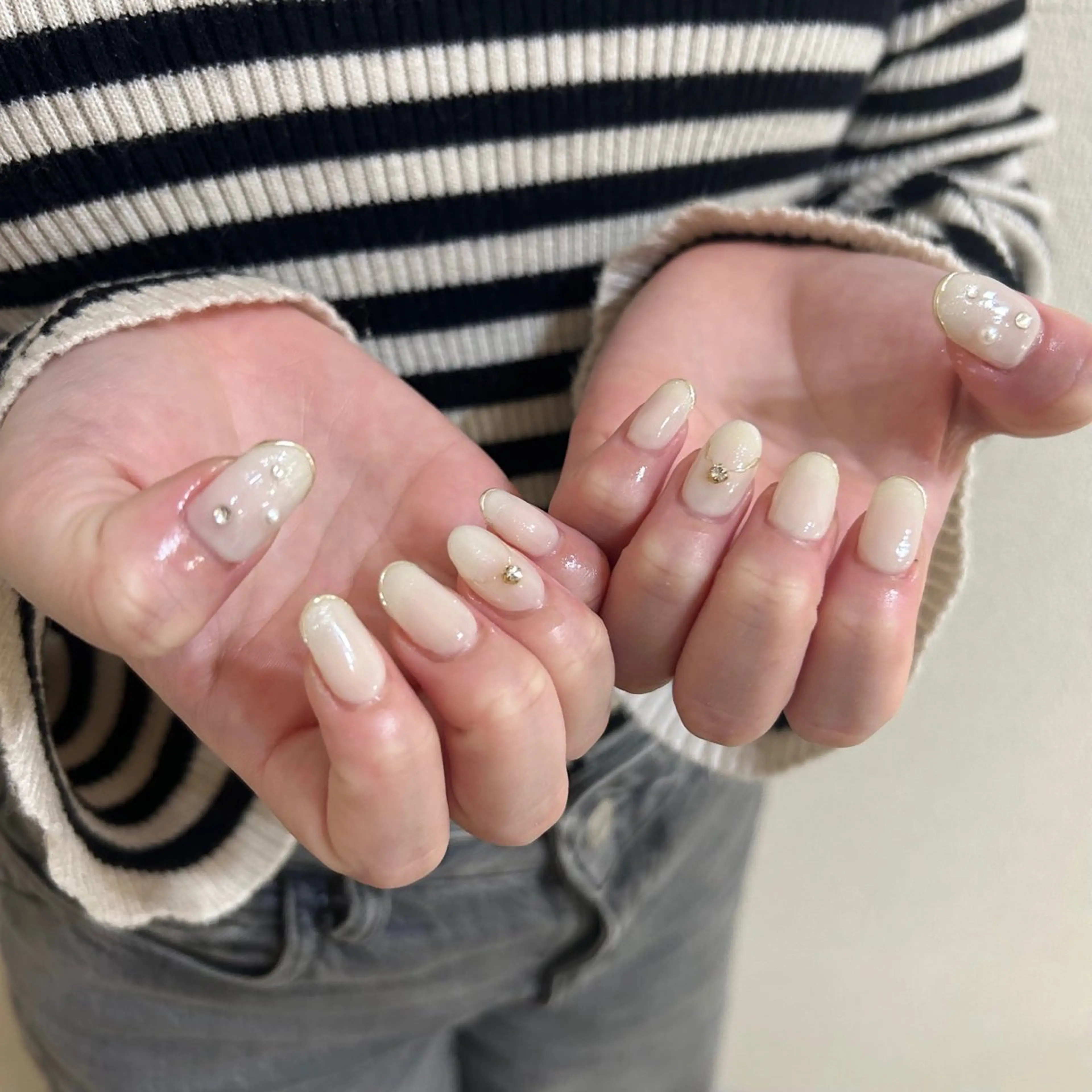 ネイル ブルー フットネイル ジェルネイル キラキラネイル 韓国ネイル RooM -produce by maynail-所属・RooM -mizuki-のネイルデザイン