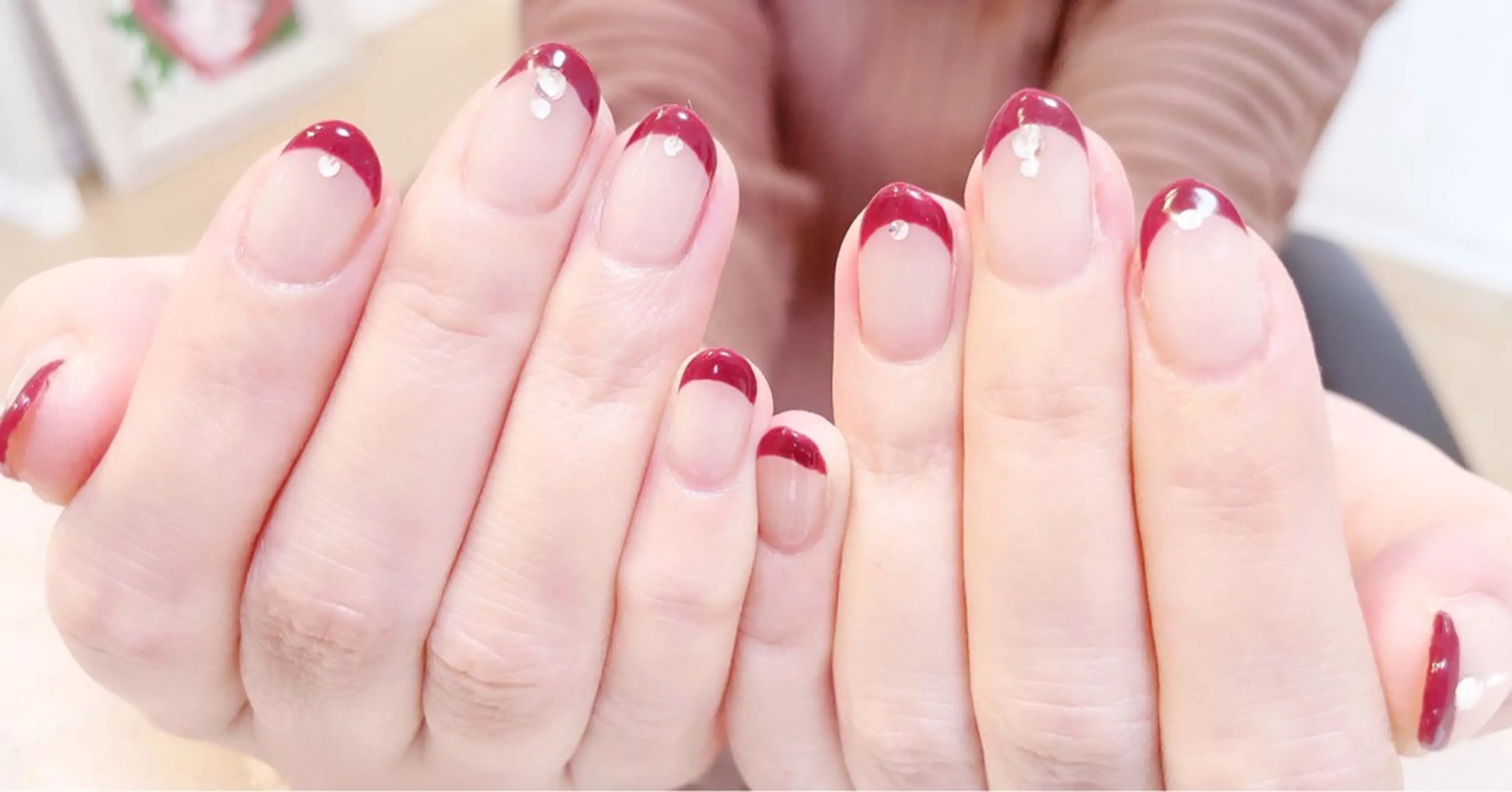 ネイル ハンドネイル manis .のネイルデザイン