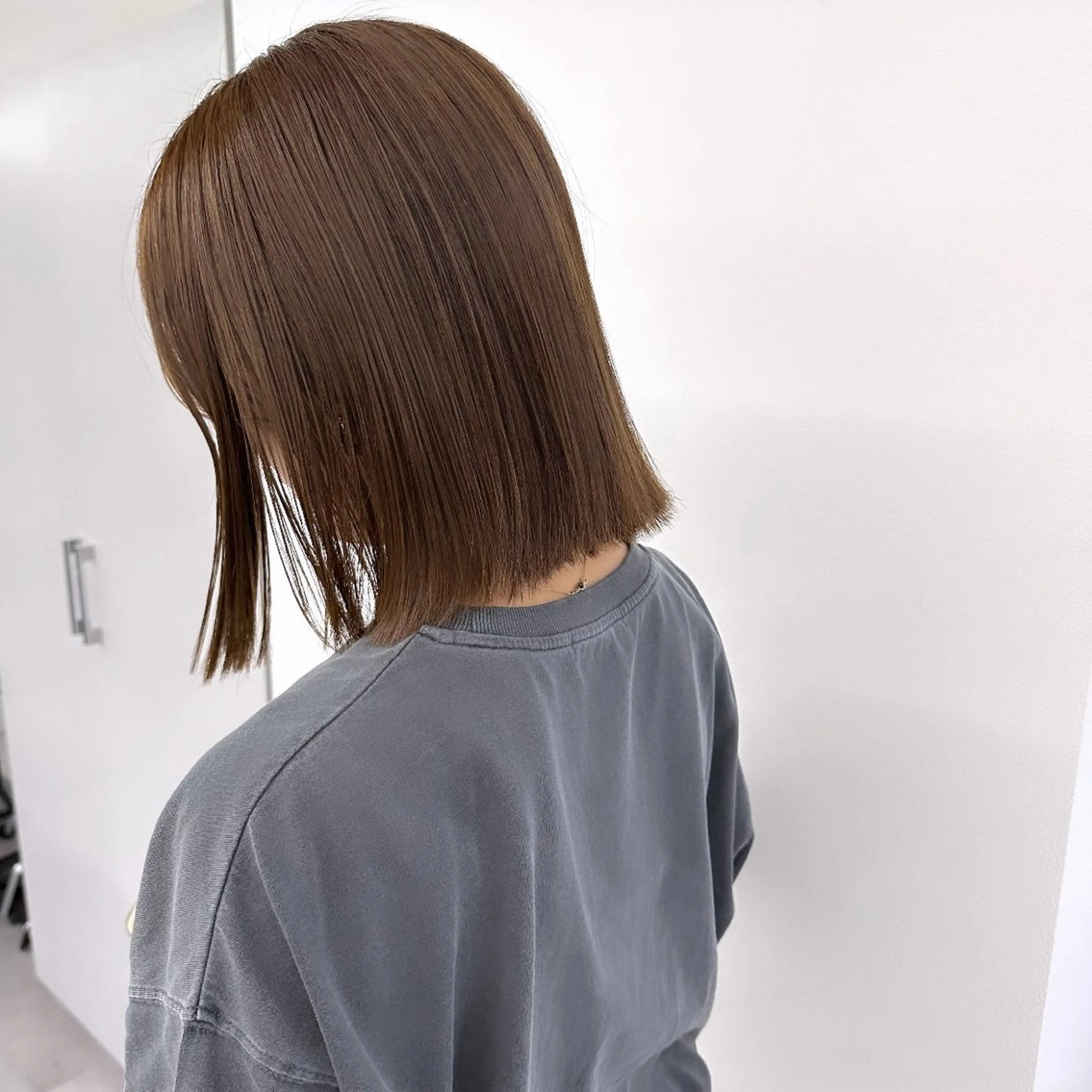 ミディアム アンニュイヘア/ 顔周りカット/眞弓萌のヘアスタイル