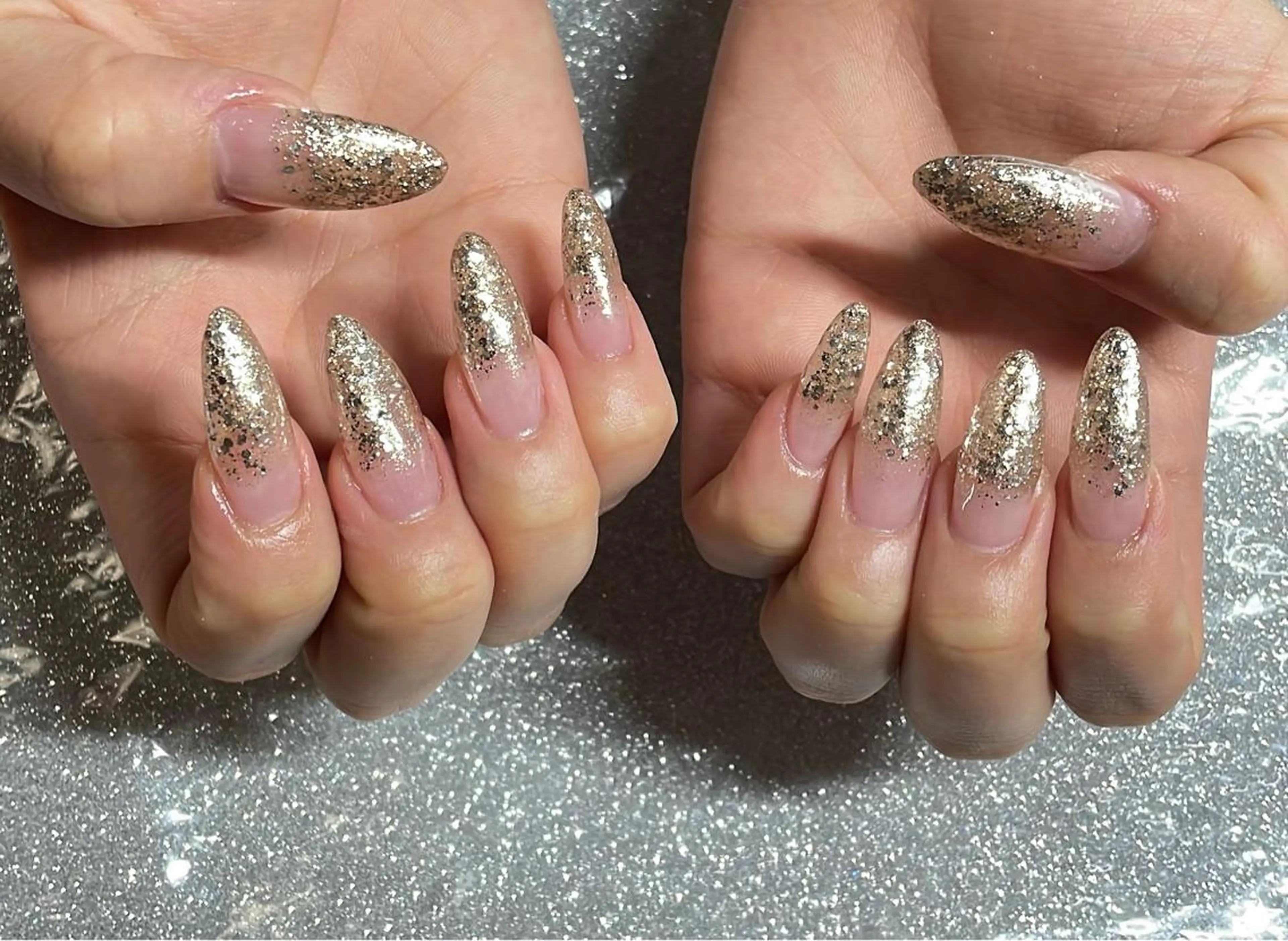 ネイル VIERU 🌈🎀💖のネイルデザイン