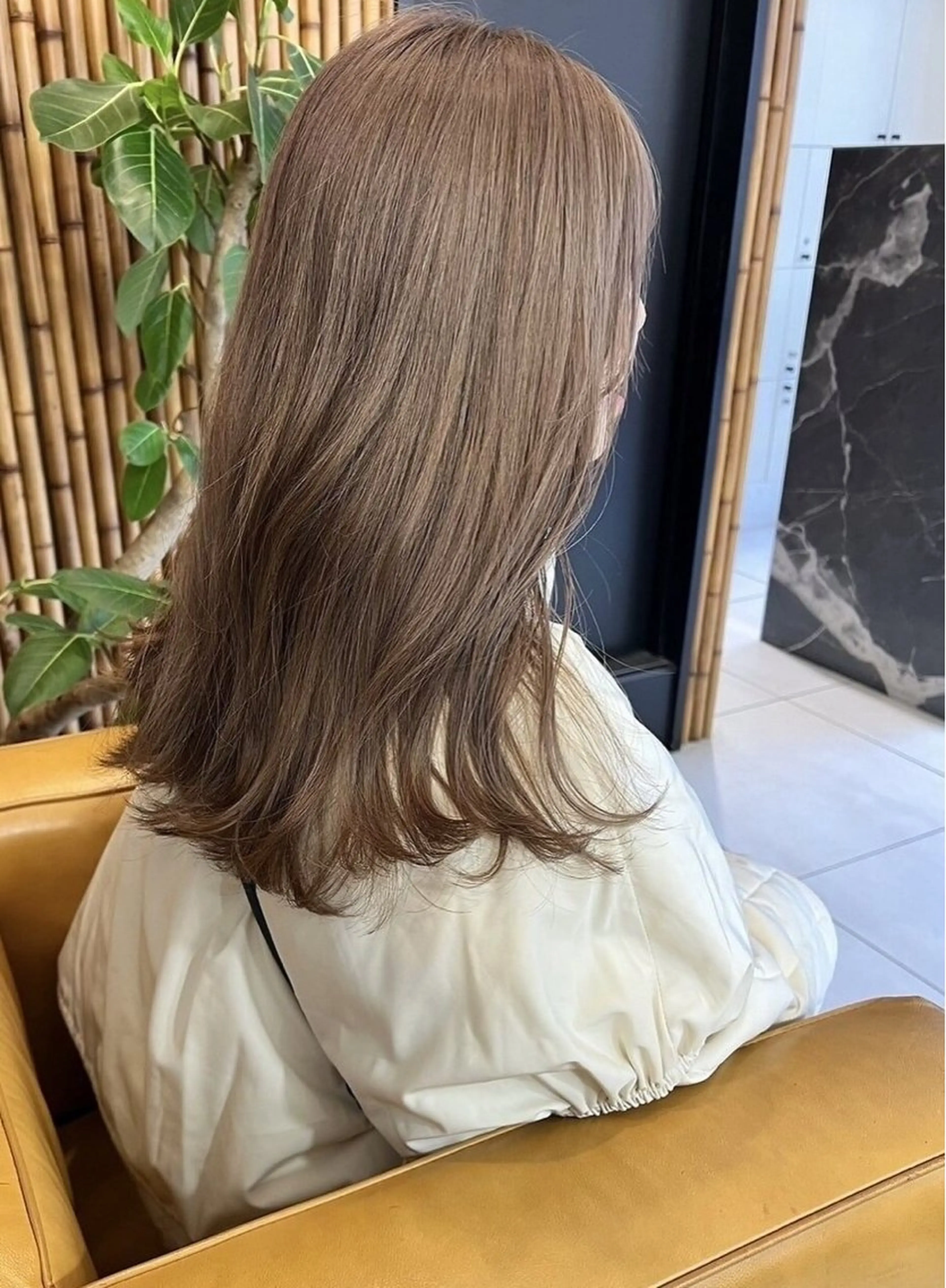 【10月平日限定】似合わせカット+ケアブリーチカラー+艶トリートメント♡の写真