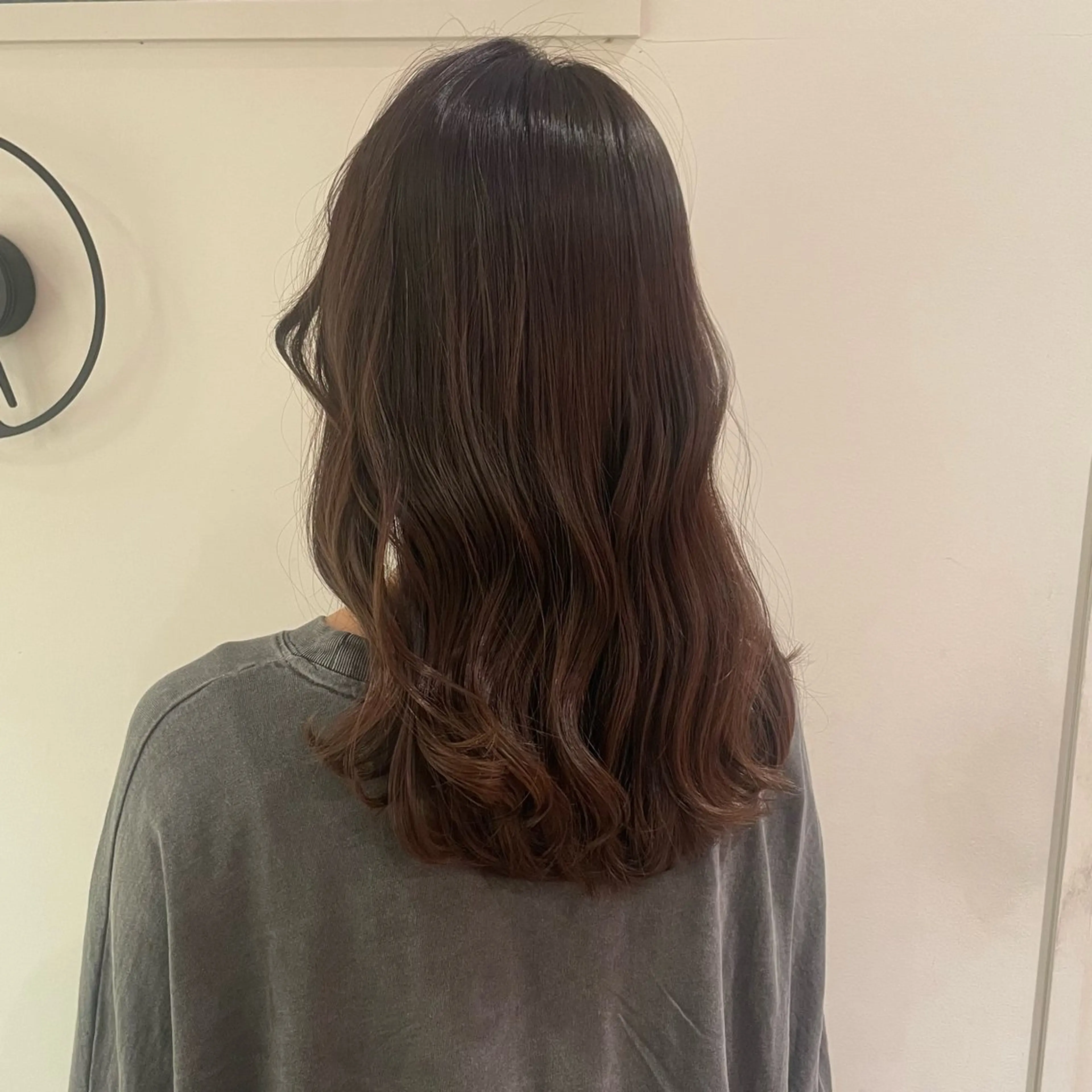 ロング カラー 佐藤 あさみのヘアスタイル