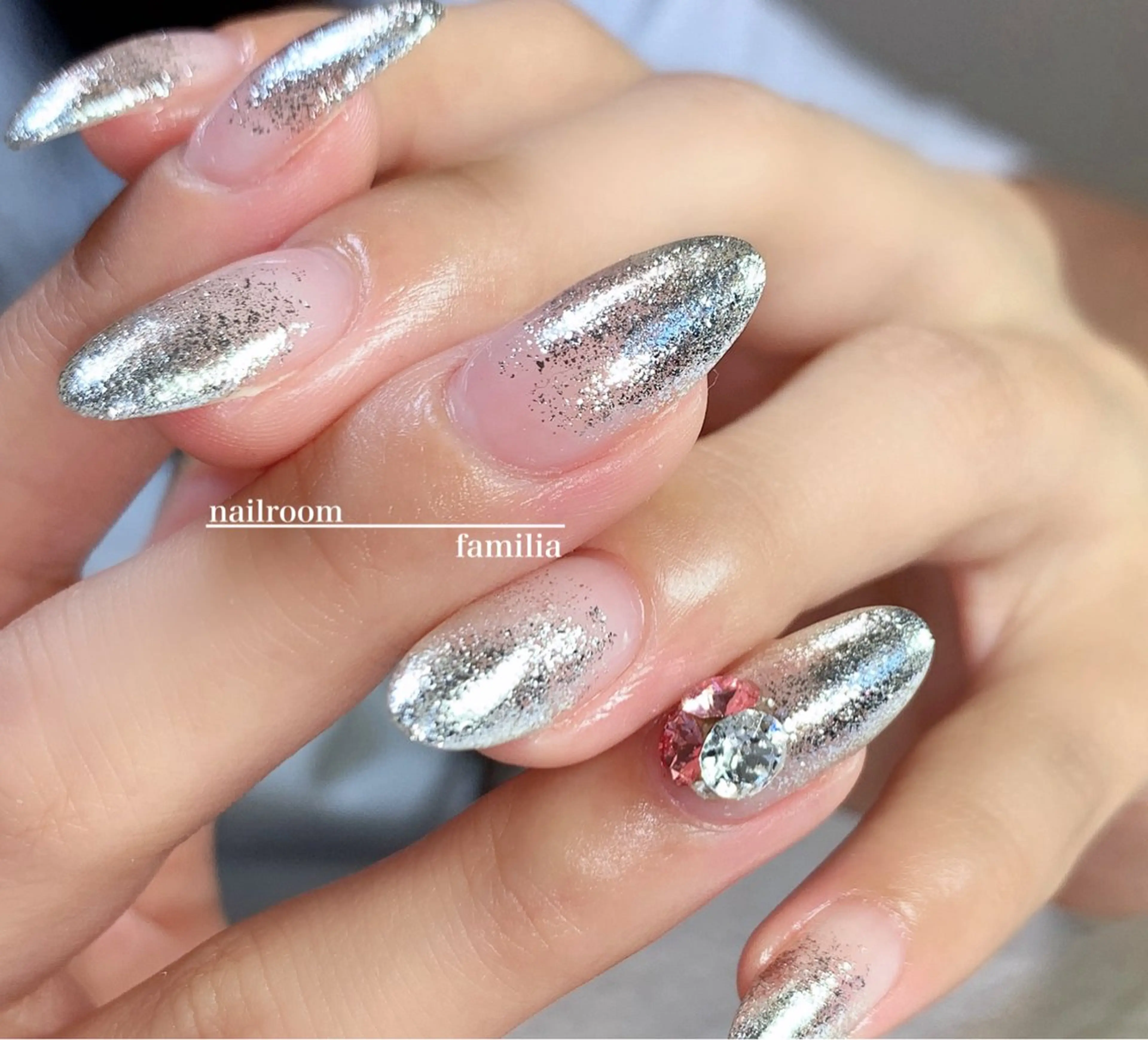 ネイル グラデーション ラメ(グリッター) ラメグラデーション ハンドネイル -nailroom- familiaのネイルデザイン