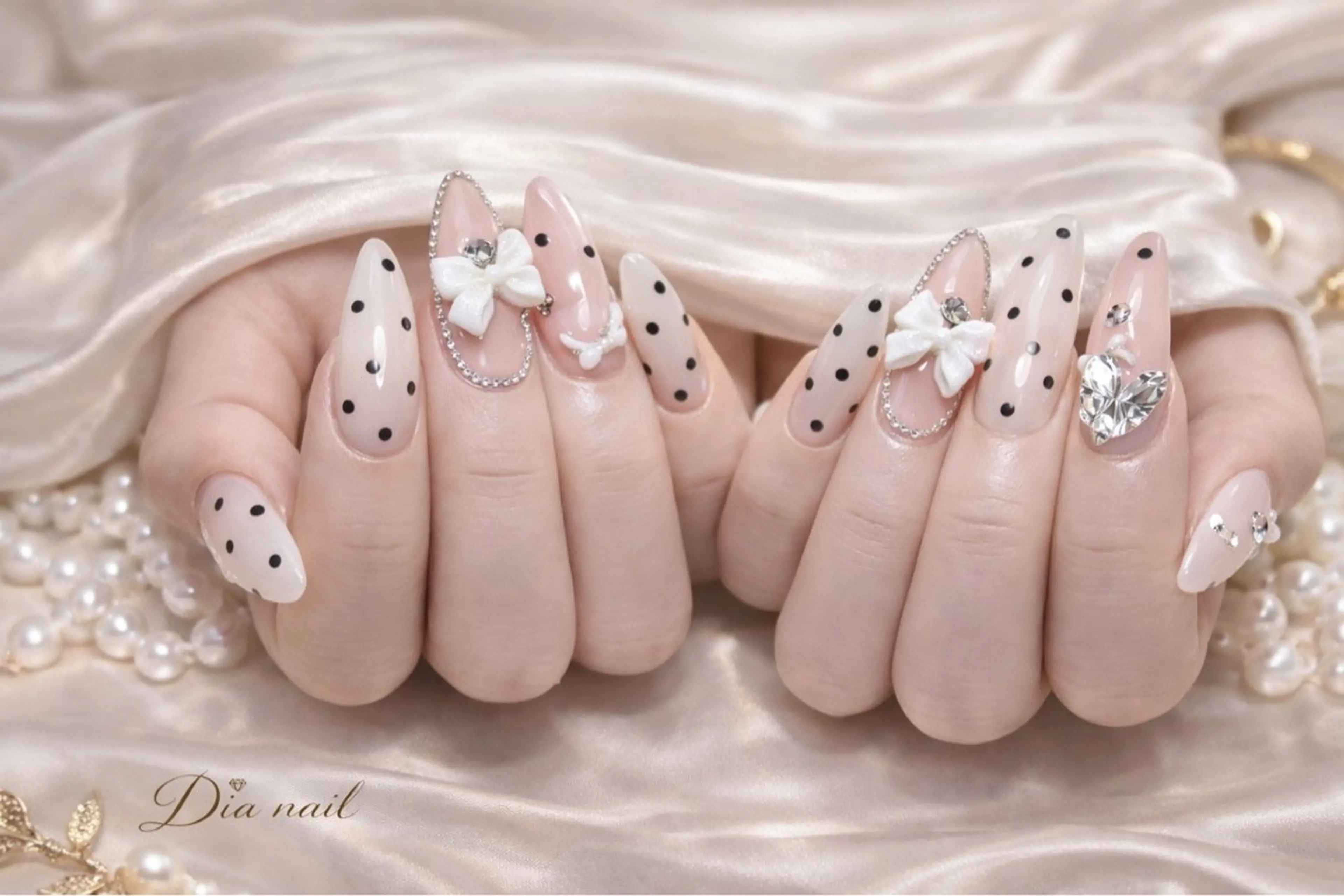 ネイル チークネイル ジェルネイル グラデーション マグネットネイル ニュアンスネイル Di'a nail ネイルサロンのネイルデザイン