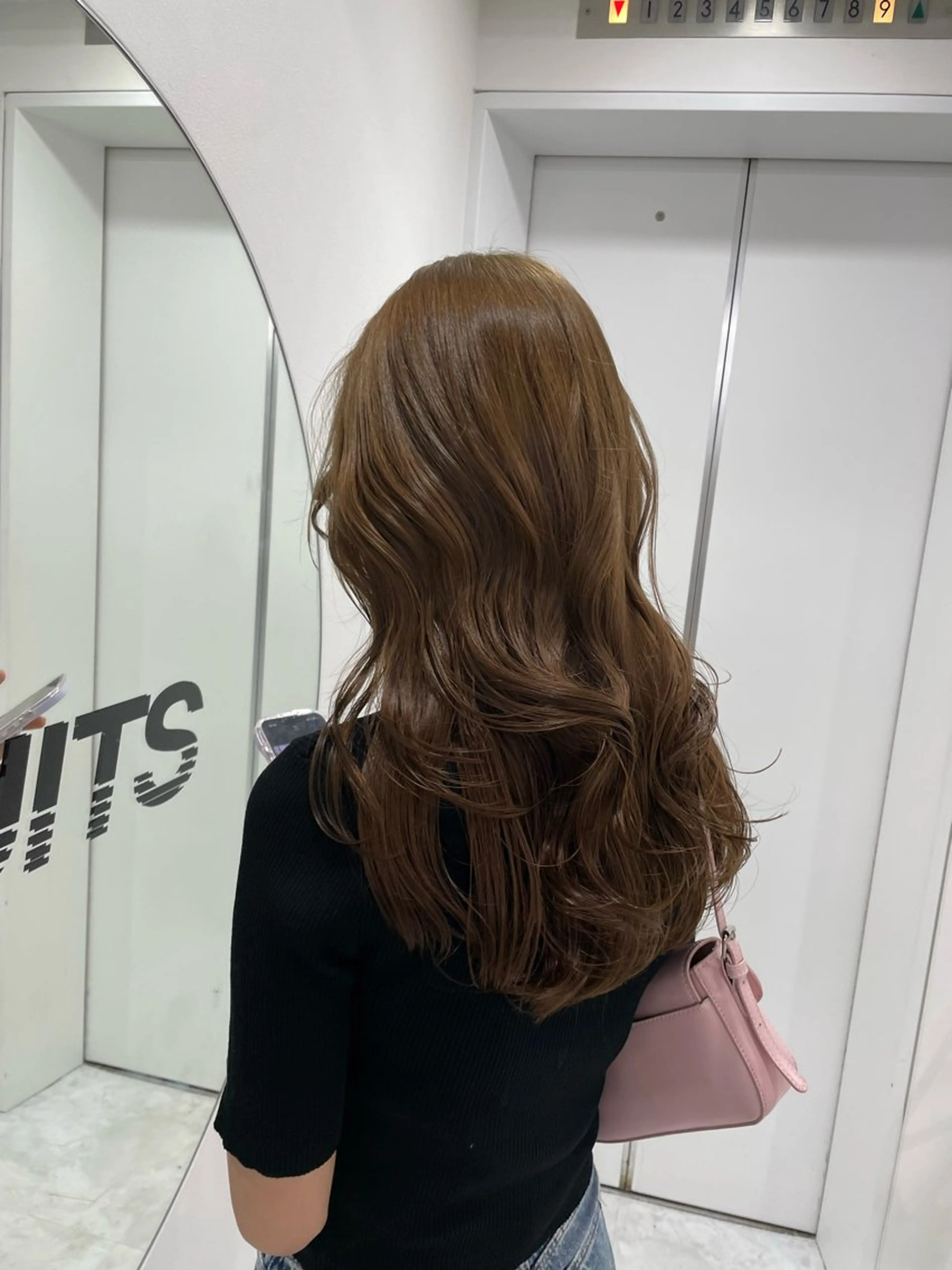 ロング 💍大人デザイン /ハイトーン♡リクトのヘアスタイル