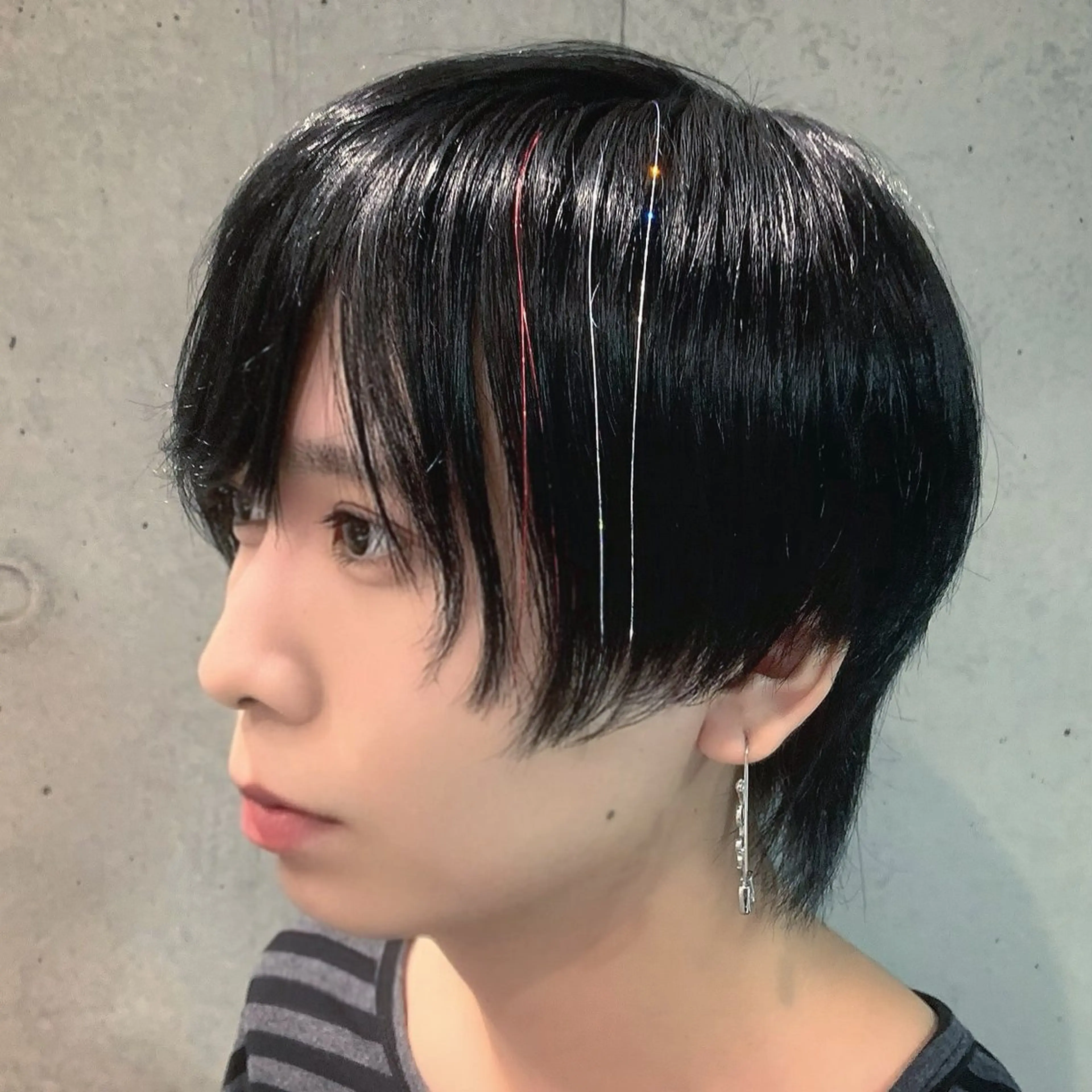 カラー ヘアアレンジ アニメ髪・ウルフ🦇 樋口莉夏のヘアスタイル