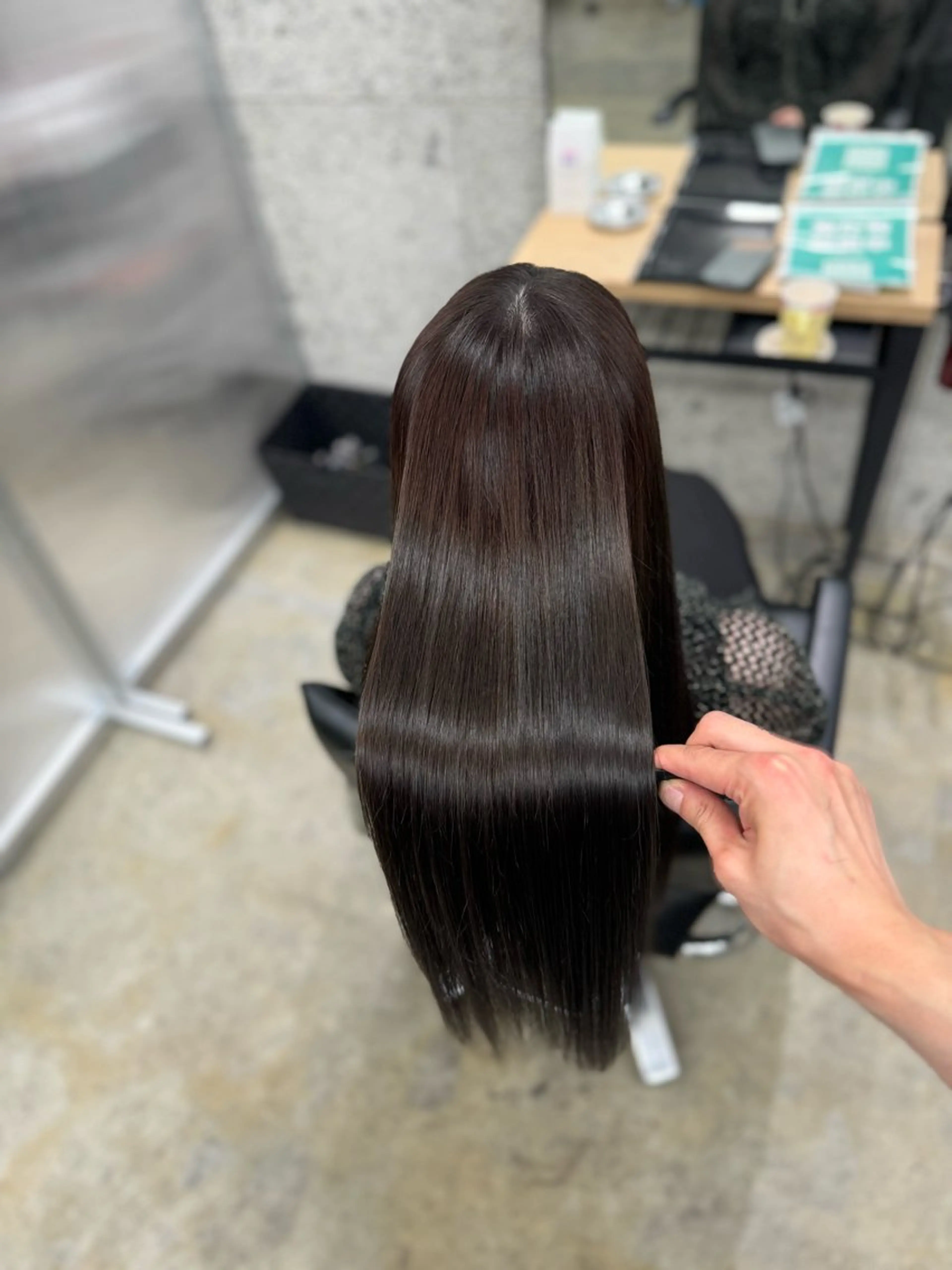 ロング WERULE pivot cross店所属・髪質改善/岡崎 亮のヘアスタイル