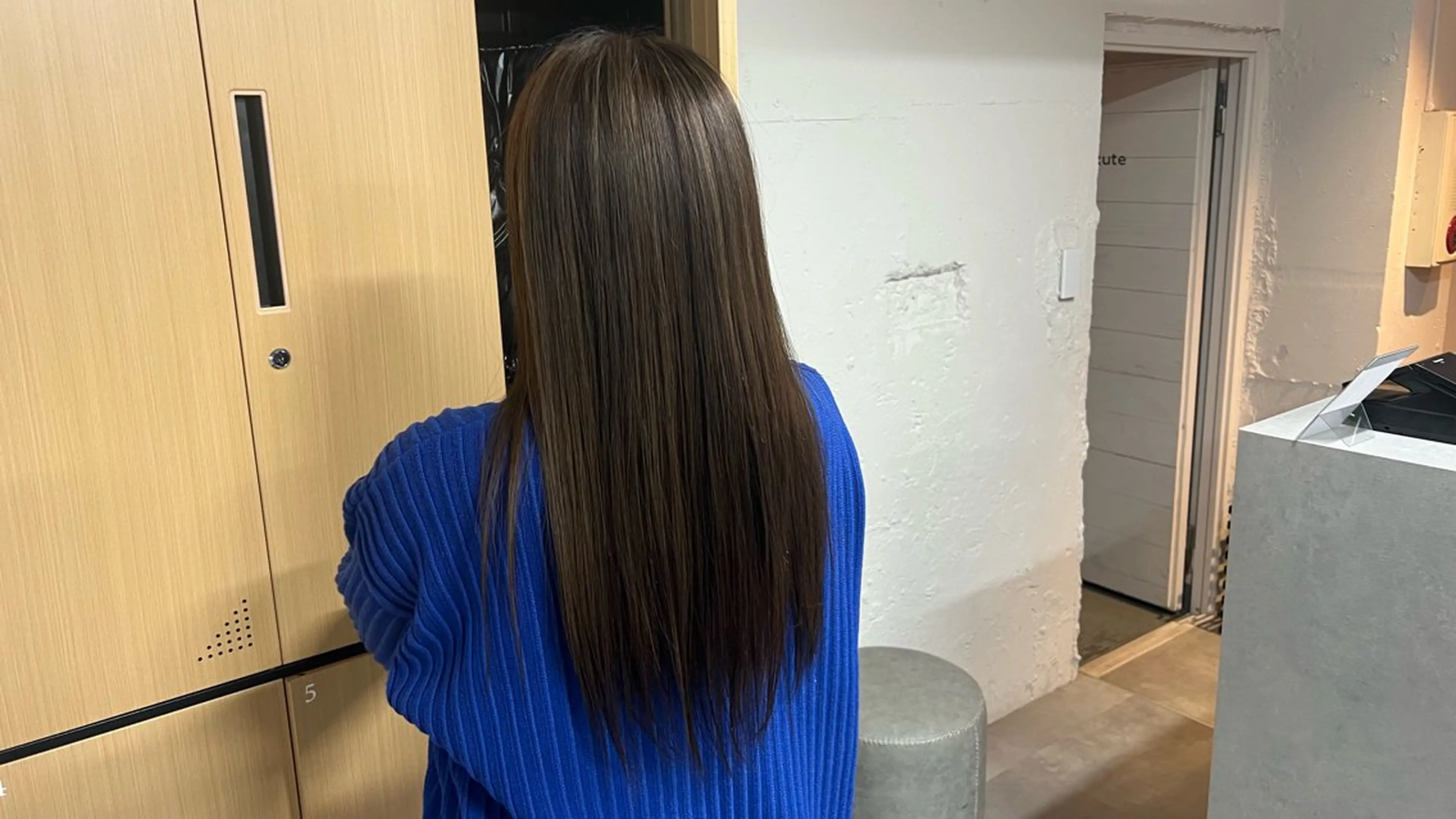 ロング カラー ハイライトカラー ハイライト ヘアカラー 🎀tokute ナオ🧸のヘアスタイル