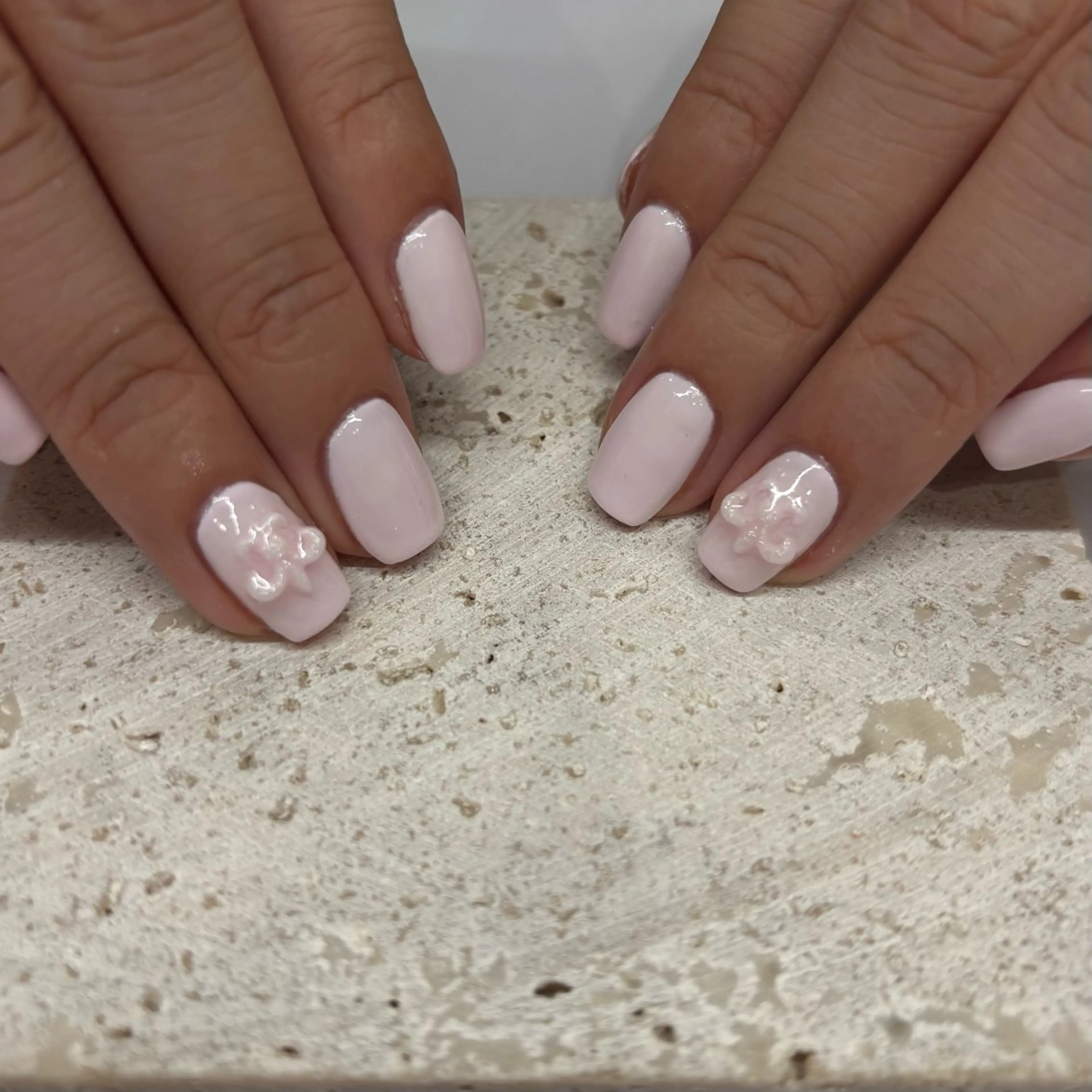 ショート Lesest akariのネイルデザイン