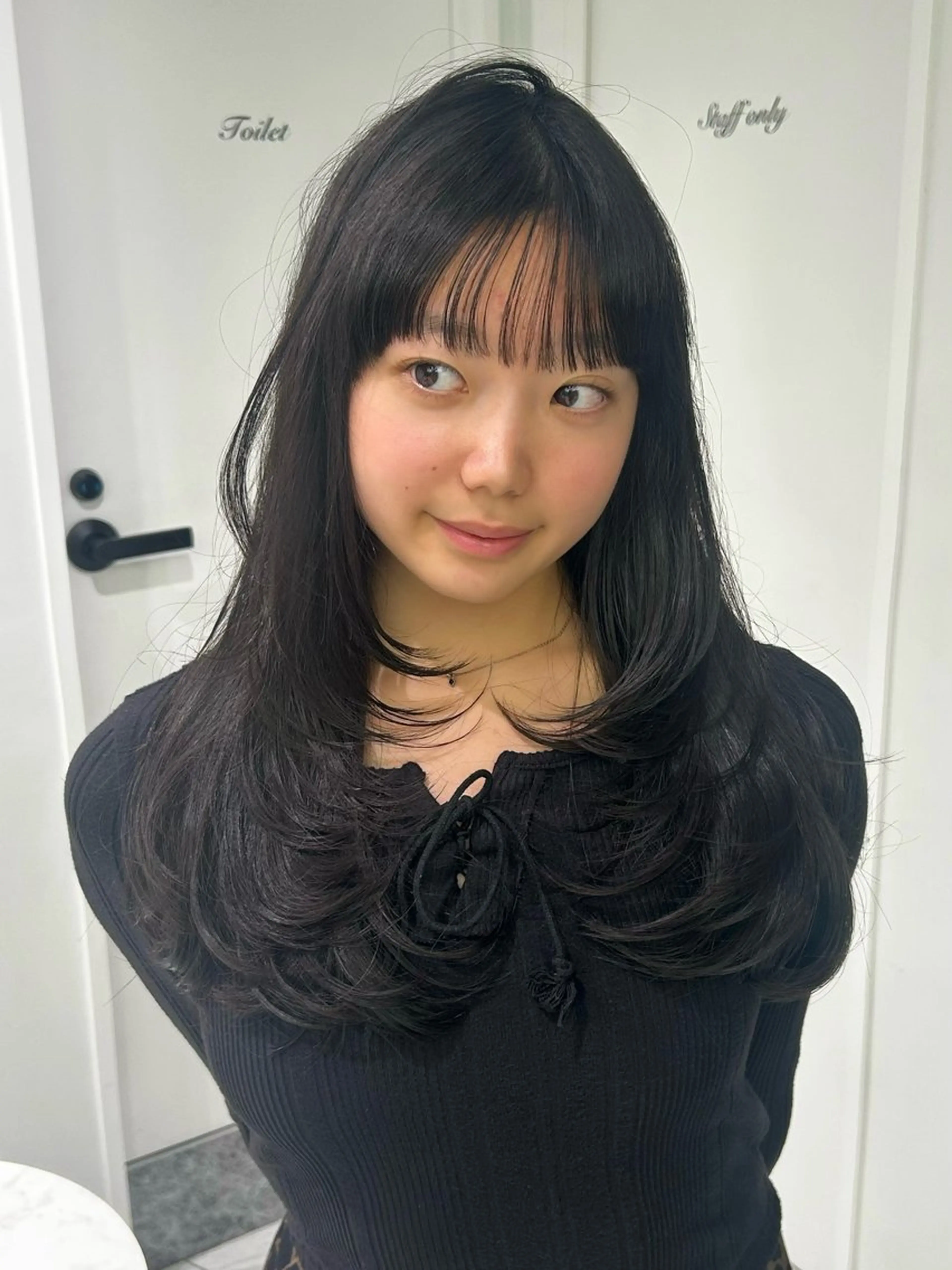 ロング レイヤー／マツエク 💋𝑨𝑵𝑵𝑨のヘアスタイル