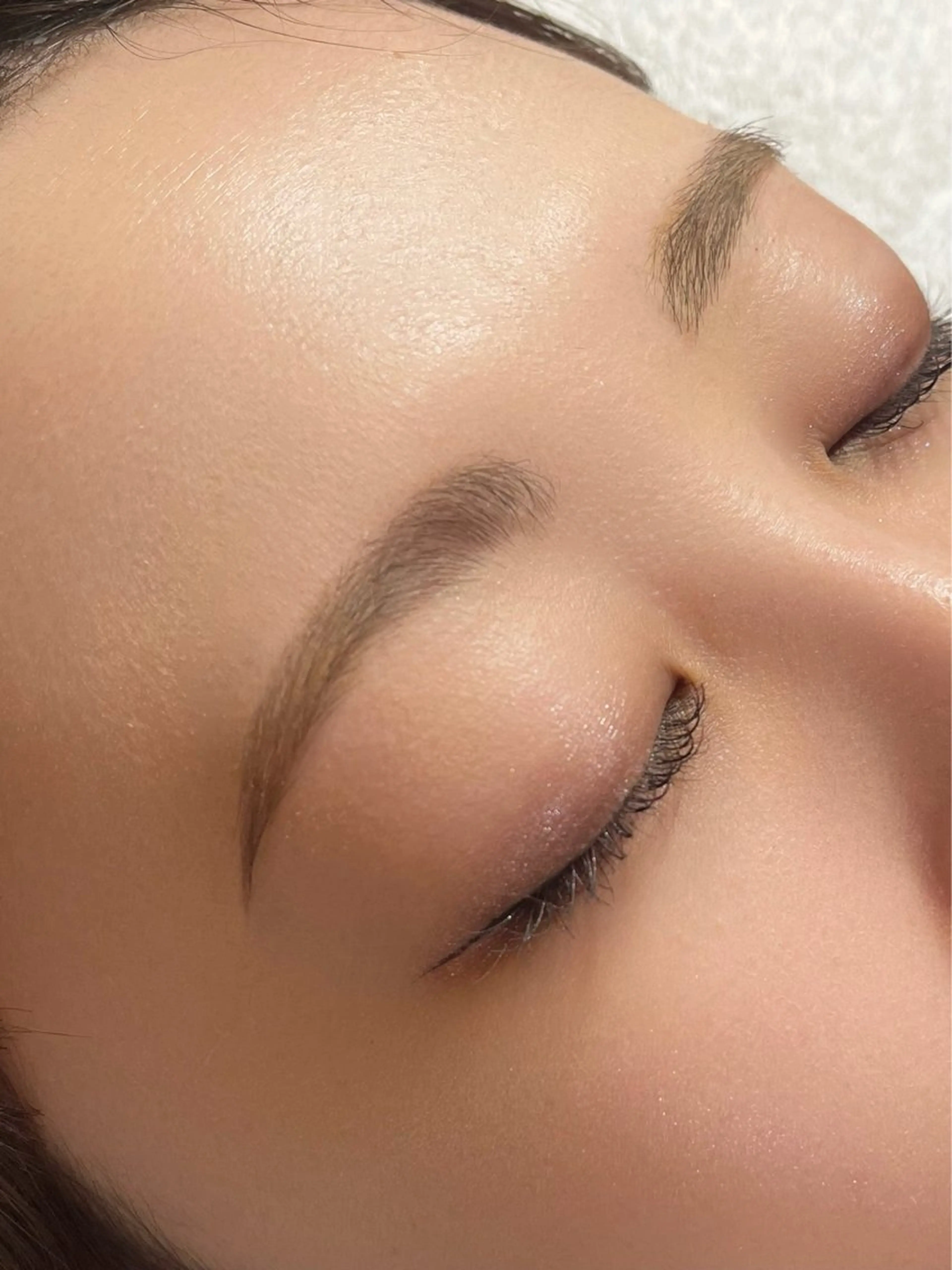 モニター募集 アイブロウワックス (間引き メイク込)の写真