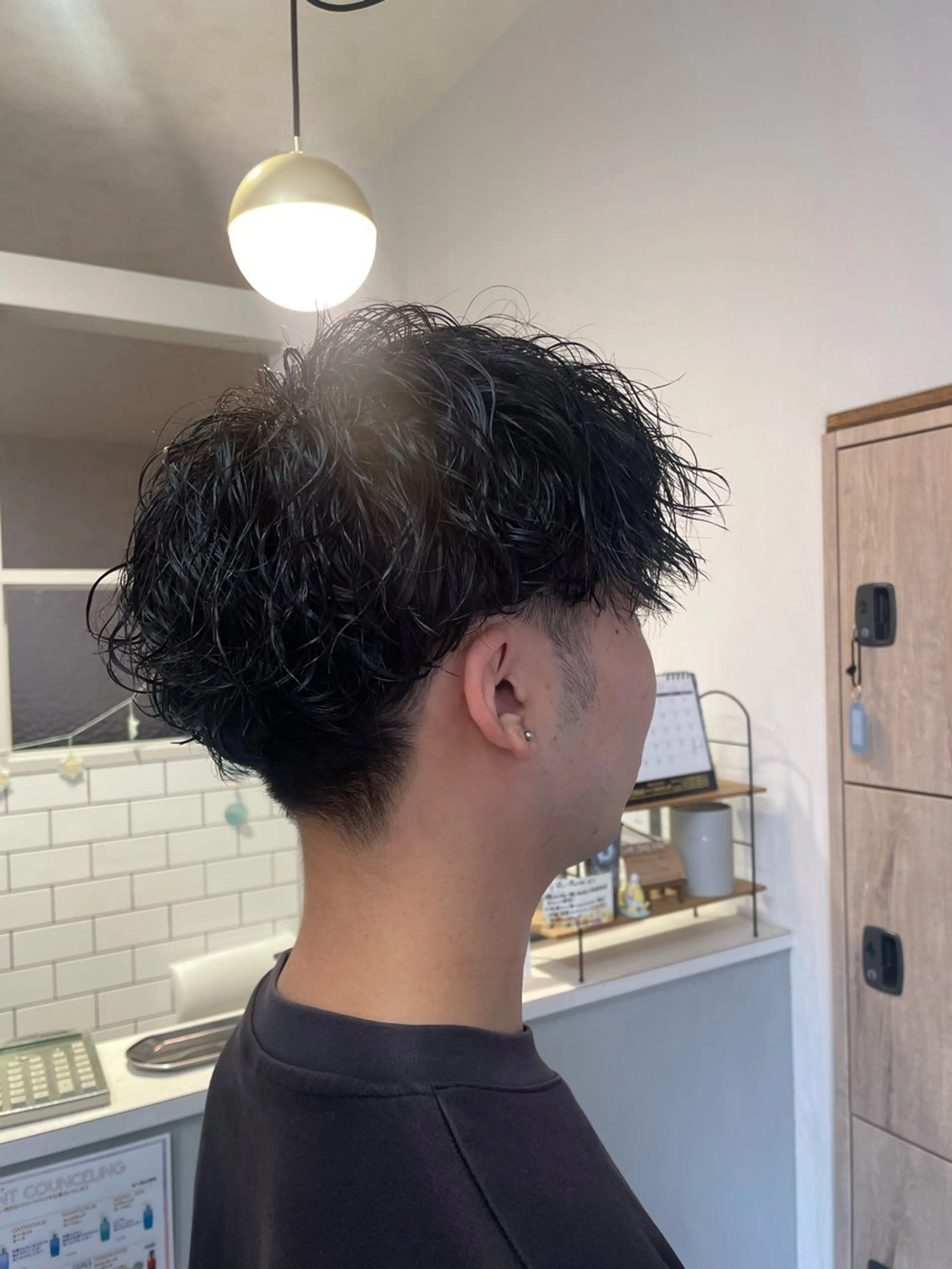 (メンズ)カット+デザインパーマ＋眉カットの写真