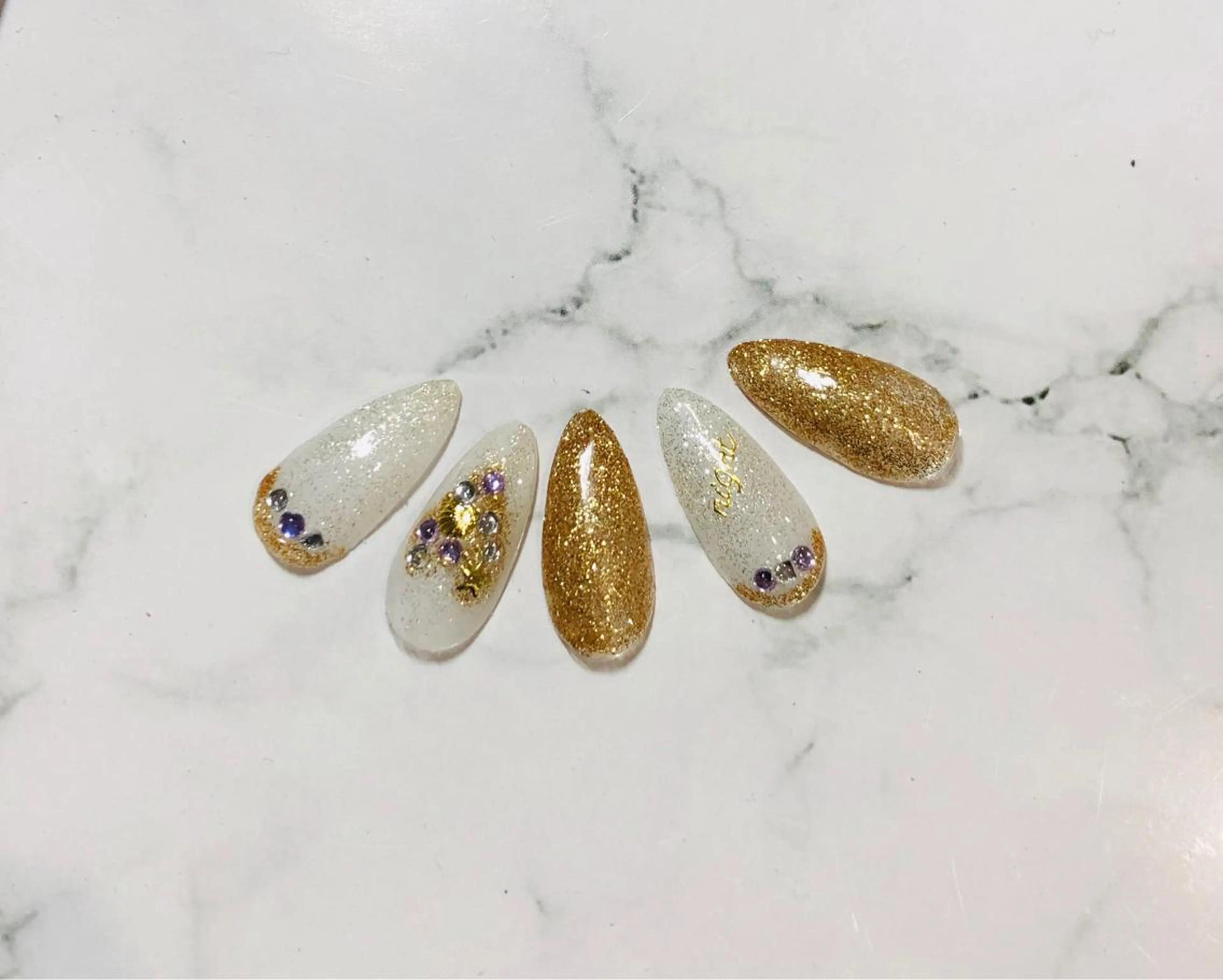 ネイル Ｈ3（エイチスリー）所属・H3 hitoのネイルデザイン